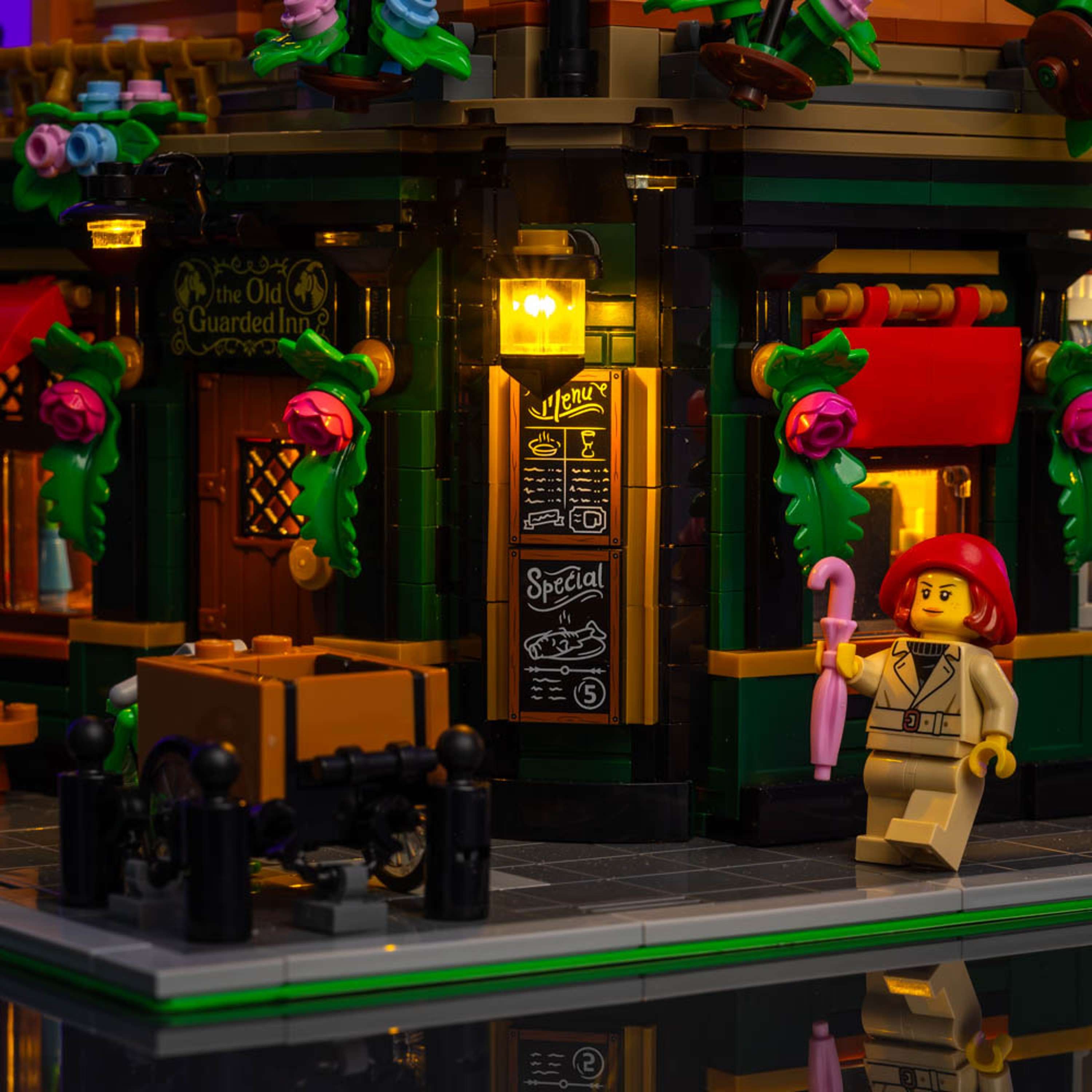 LEGO® 10350 Tudor Corner Işık Kiti