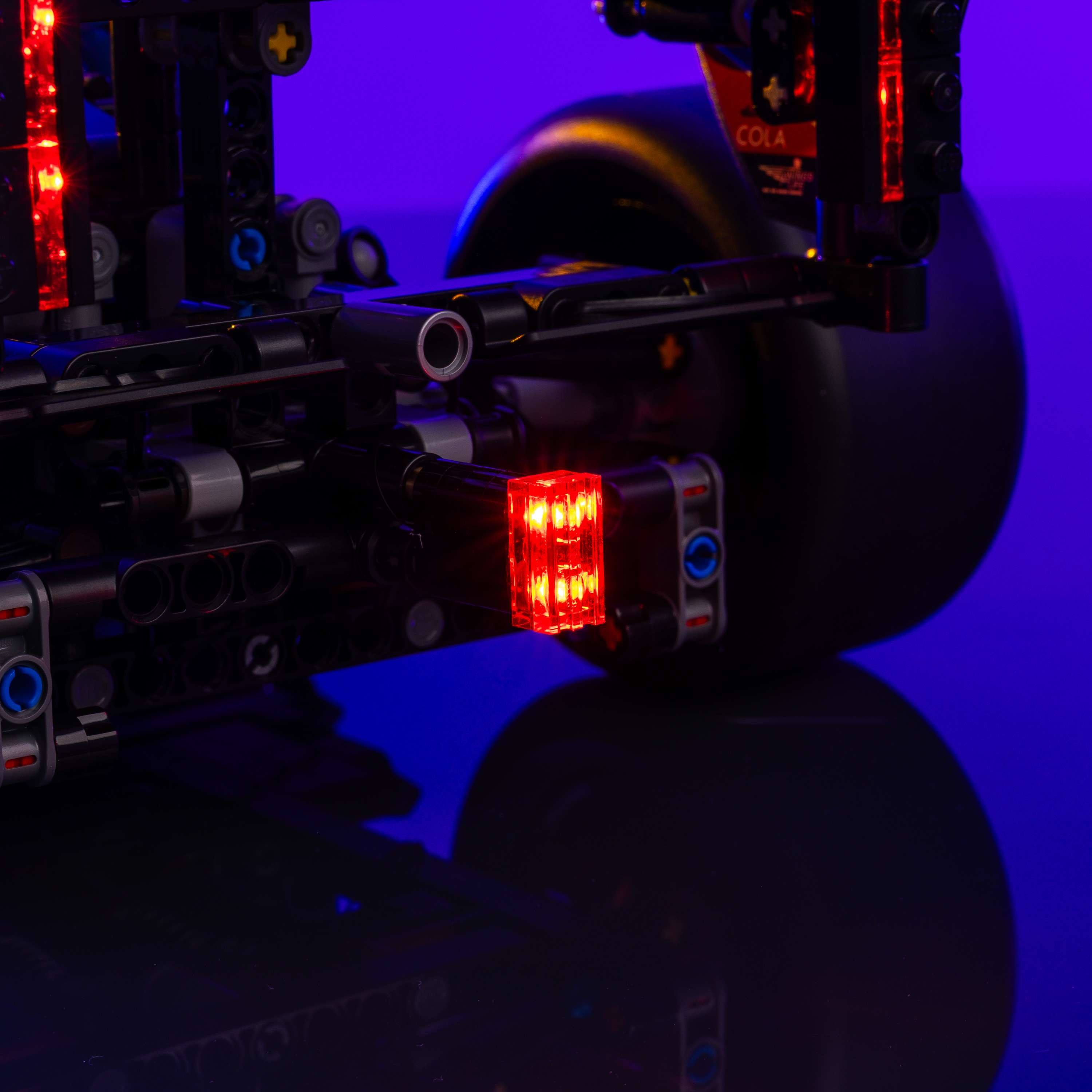 LEGO® 42206 Oracle Red Bull Racing RB20 F1 Car Işık Kiti