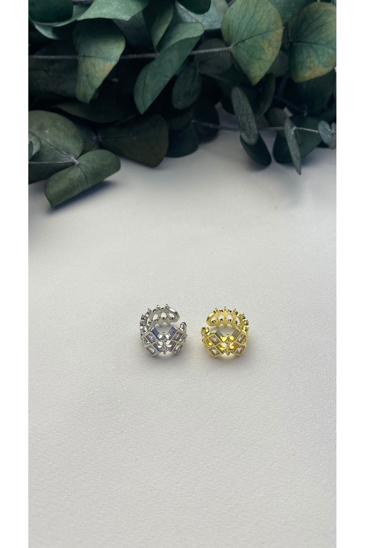 ALTIN KAPLAMA ZİRKON TAŞLI BAKLAVA DESEN EARCUFF GOLD