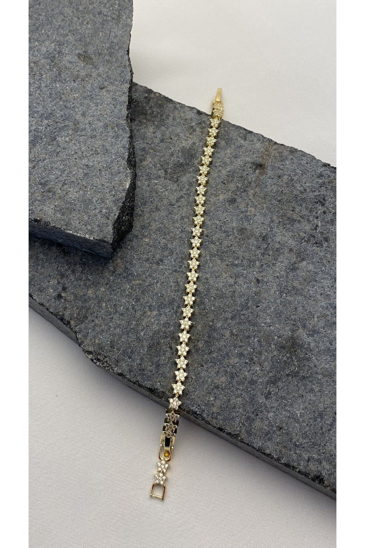 XUPING ZİRKON TAŞLI MİNİMAL YILDIZ YOLU VIP BİLEKLİK GOLD