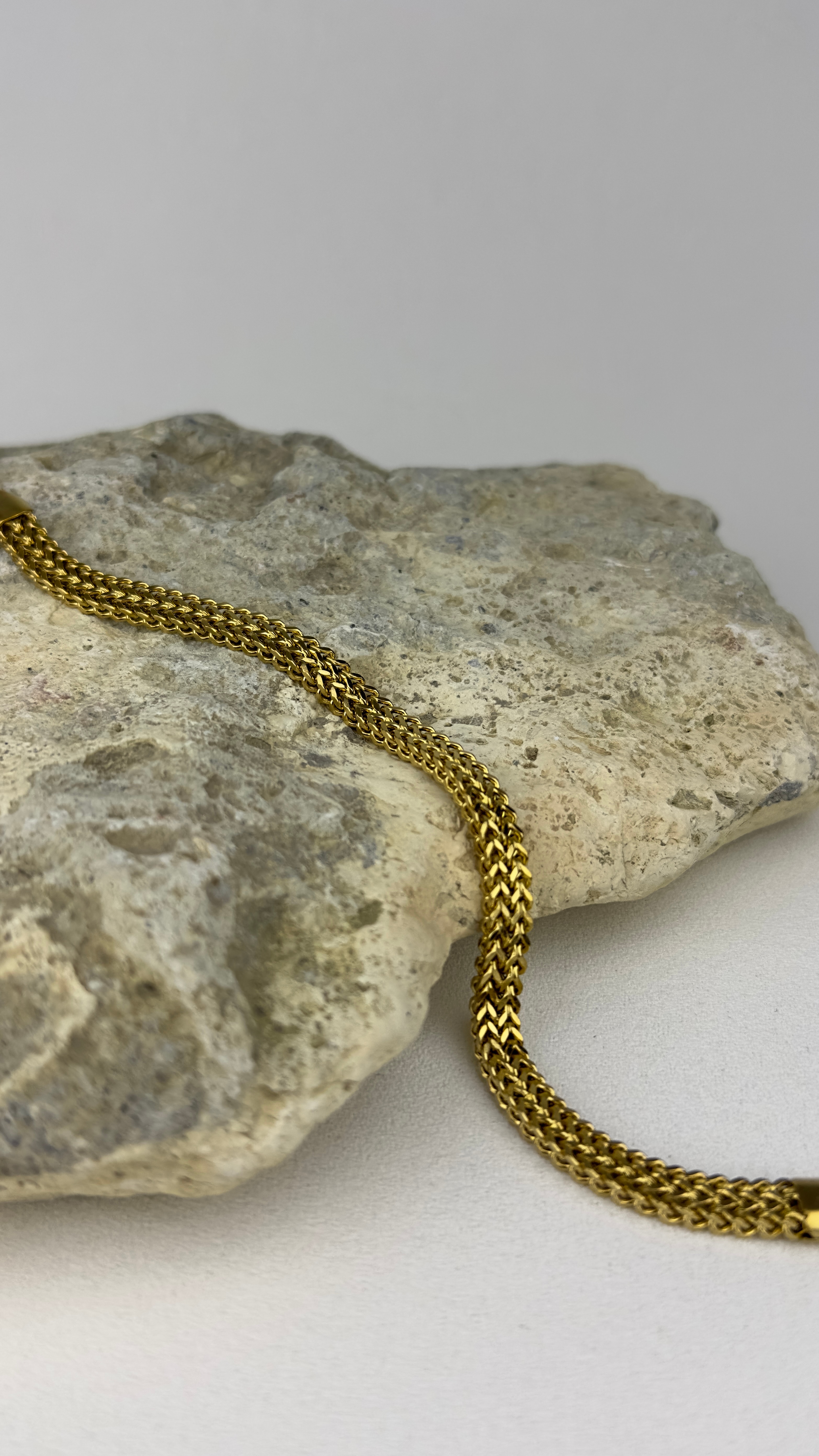 Çelik Örme Zincir Unisex Bileklik Gold