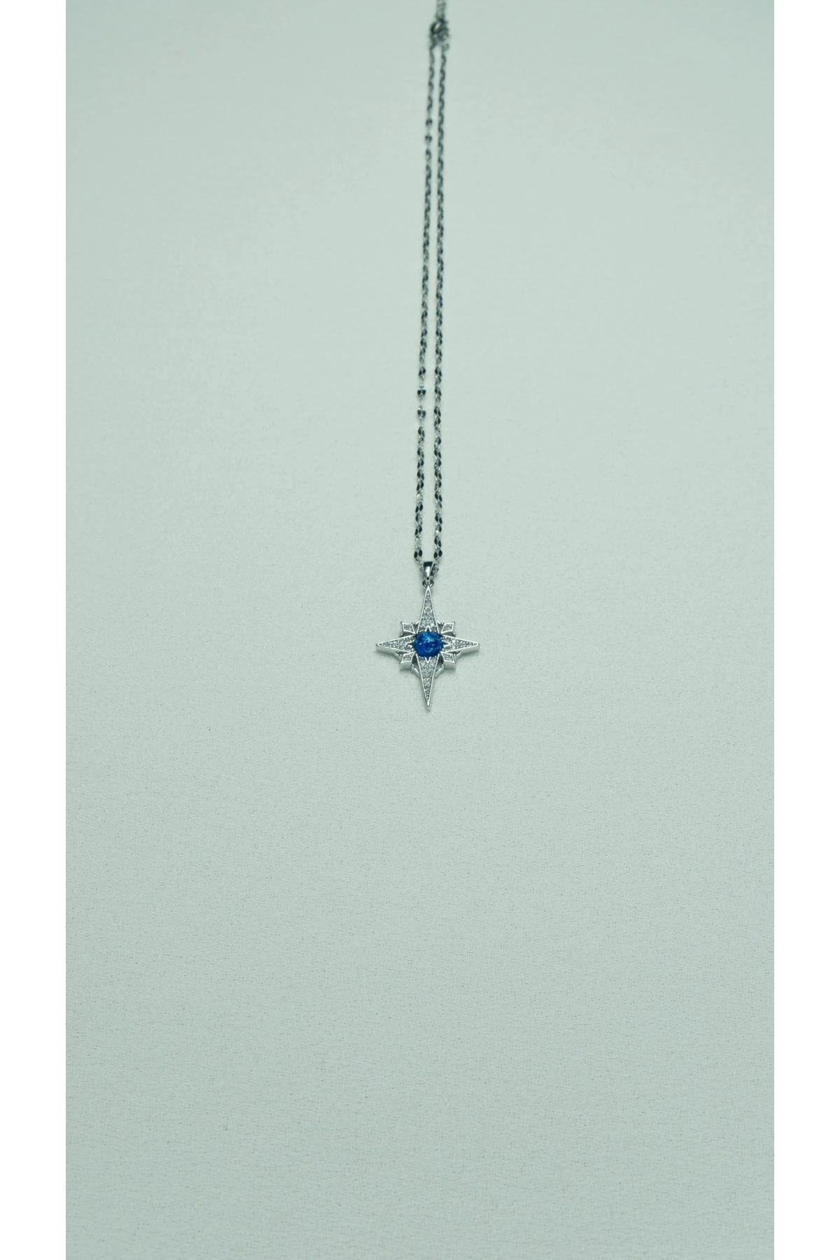 Çelik Zirkon Taşlı Kuzey Yıldızı Mavi Taş Detaylı Silver Kolye