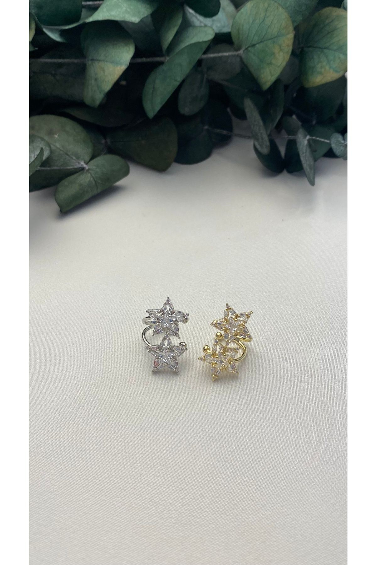 ALTIN KAPLAMA ZİRKON TAŞLI YILDIZLI EARCUFF GOLD