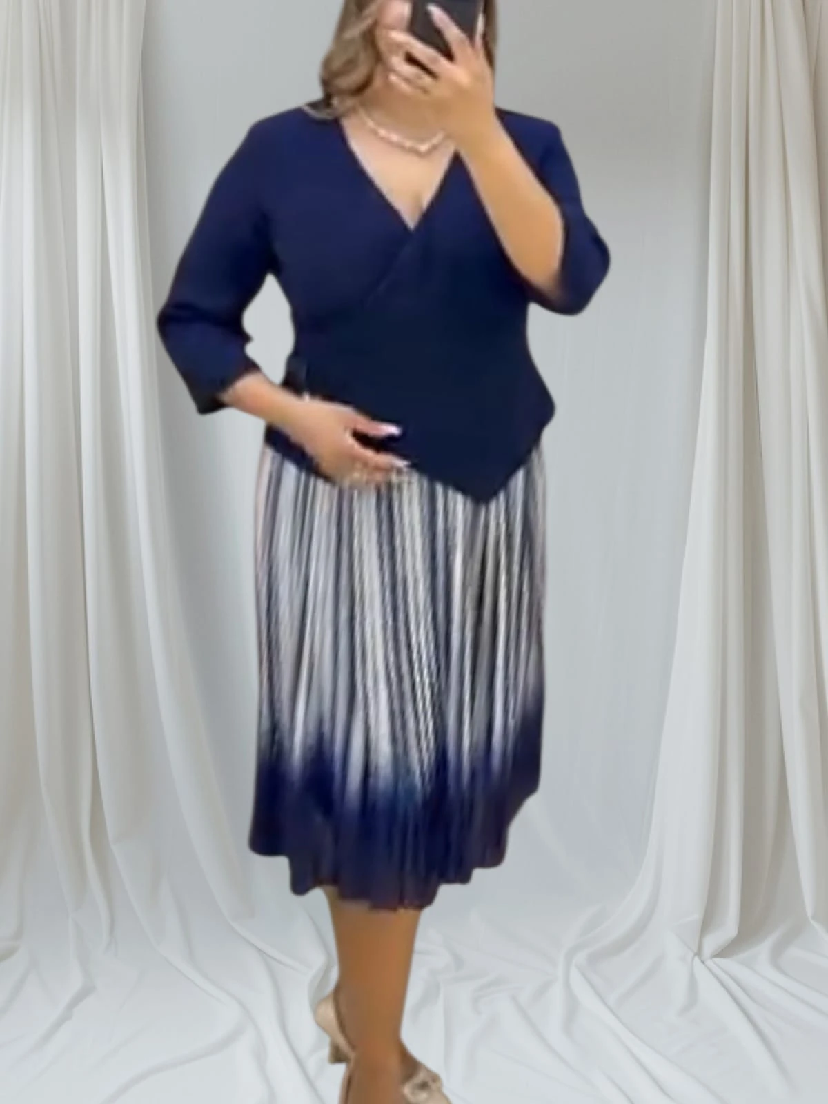 Krep Kumaş Alt Kısmı Pilise Şifon Tasarım Elbise