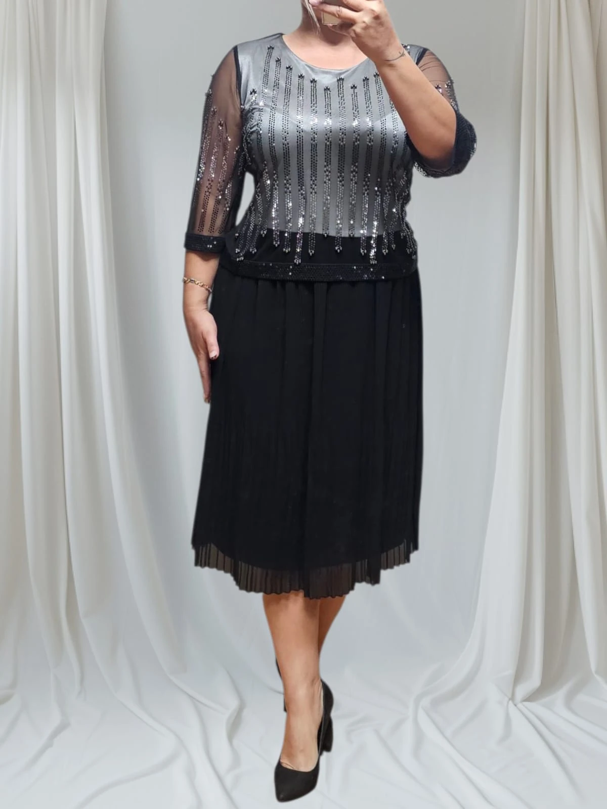 Siyah Taşlı Şifon Tasarım Elbise