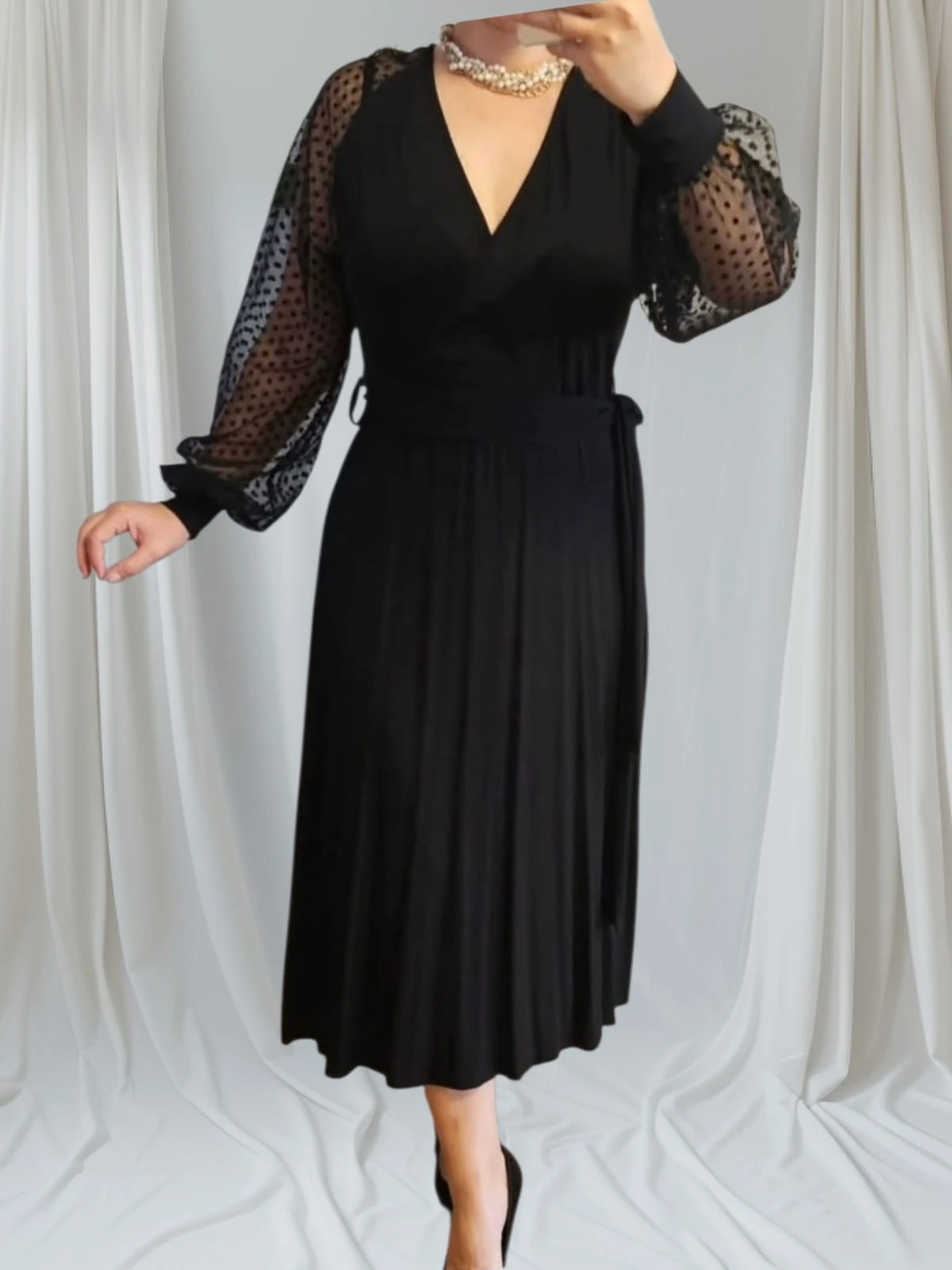 Siyah Penye Kumaş Kolu Tül Elbise