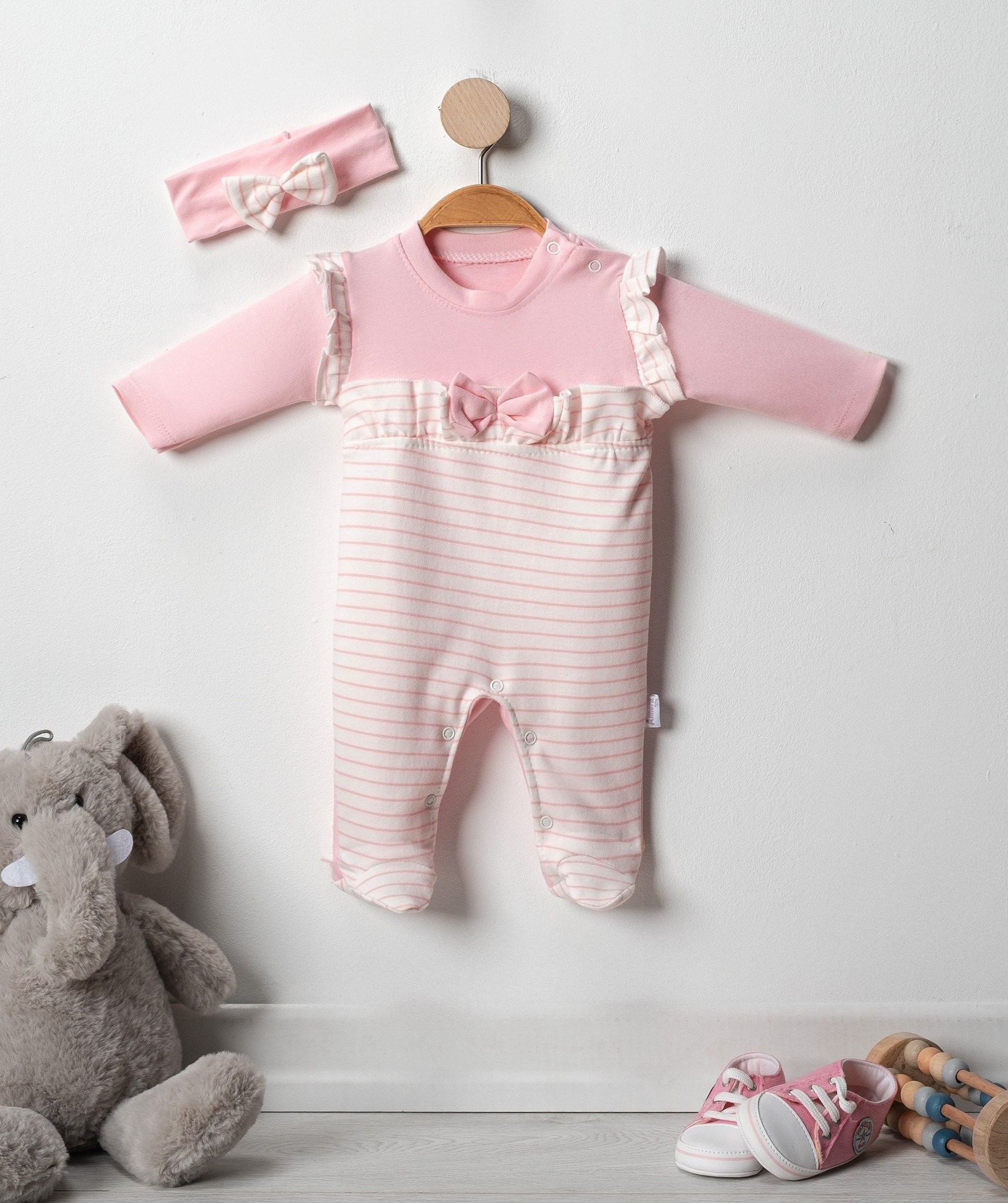 Şirin Fırfırlı Kız Bebek Tulumu