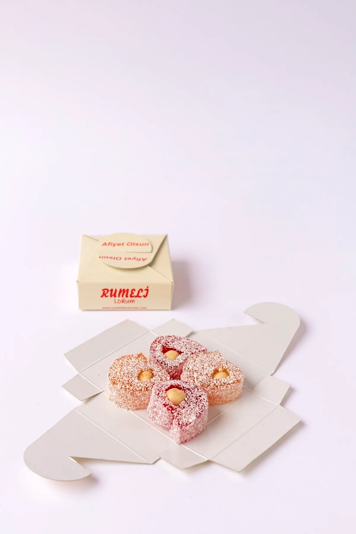 Mevlüt Şekeri/Lokumu (Fındıklı Sarma Lokum)