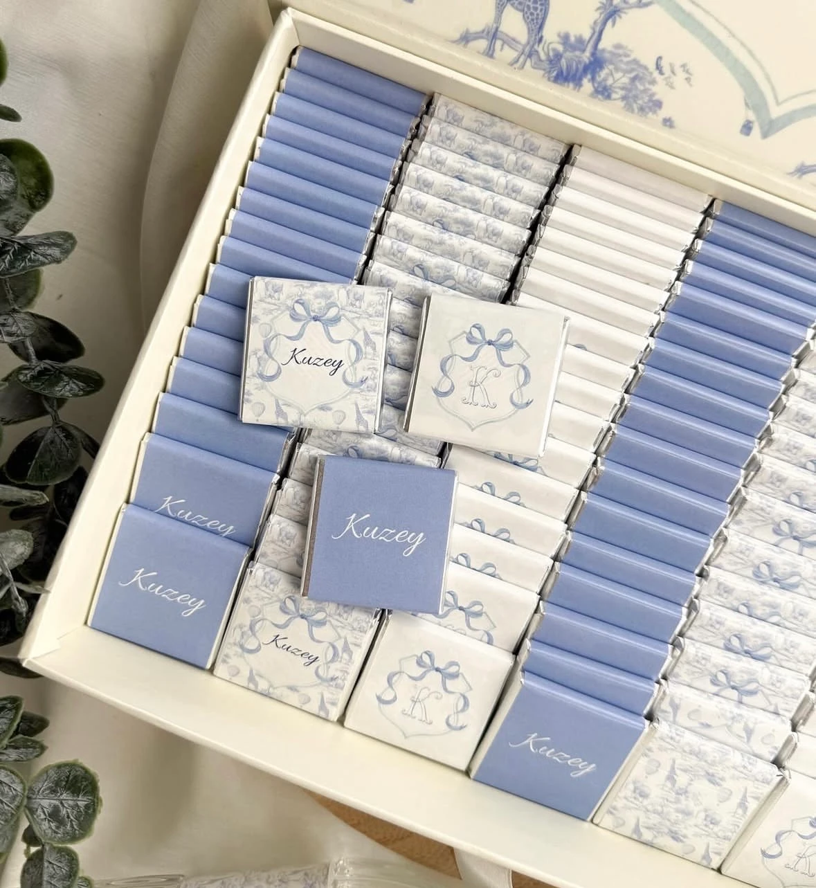 Kitap Kutuda Bebek Çikolatası 100 Adet