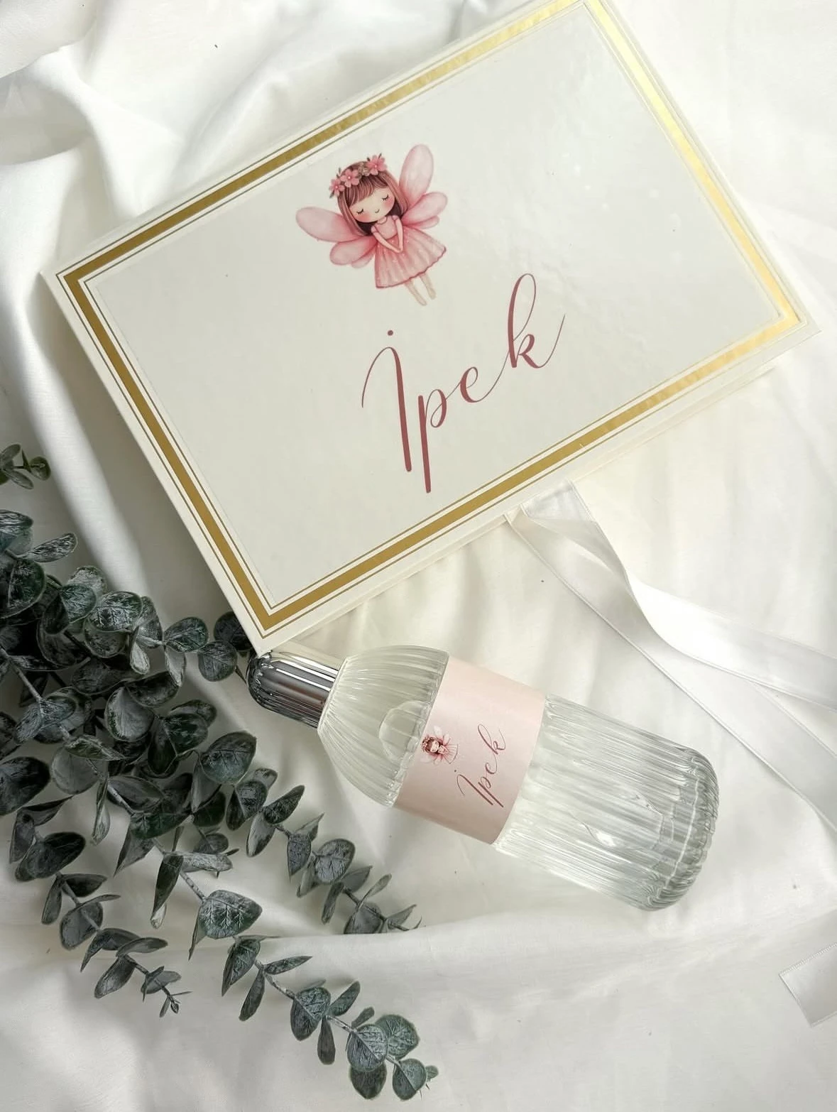 Kitap Kutuda Kız Bebek Çikolatası 100 Adet