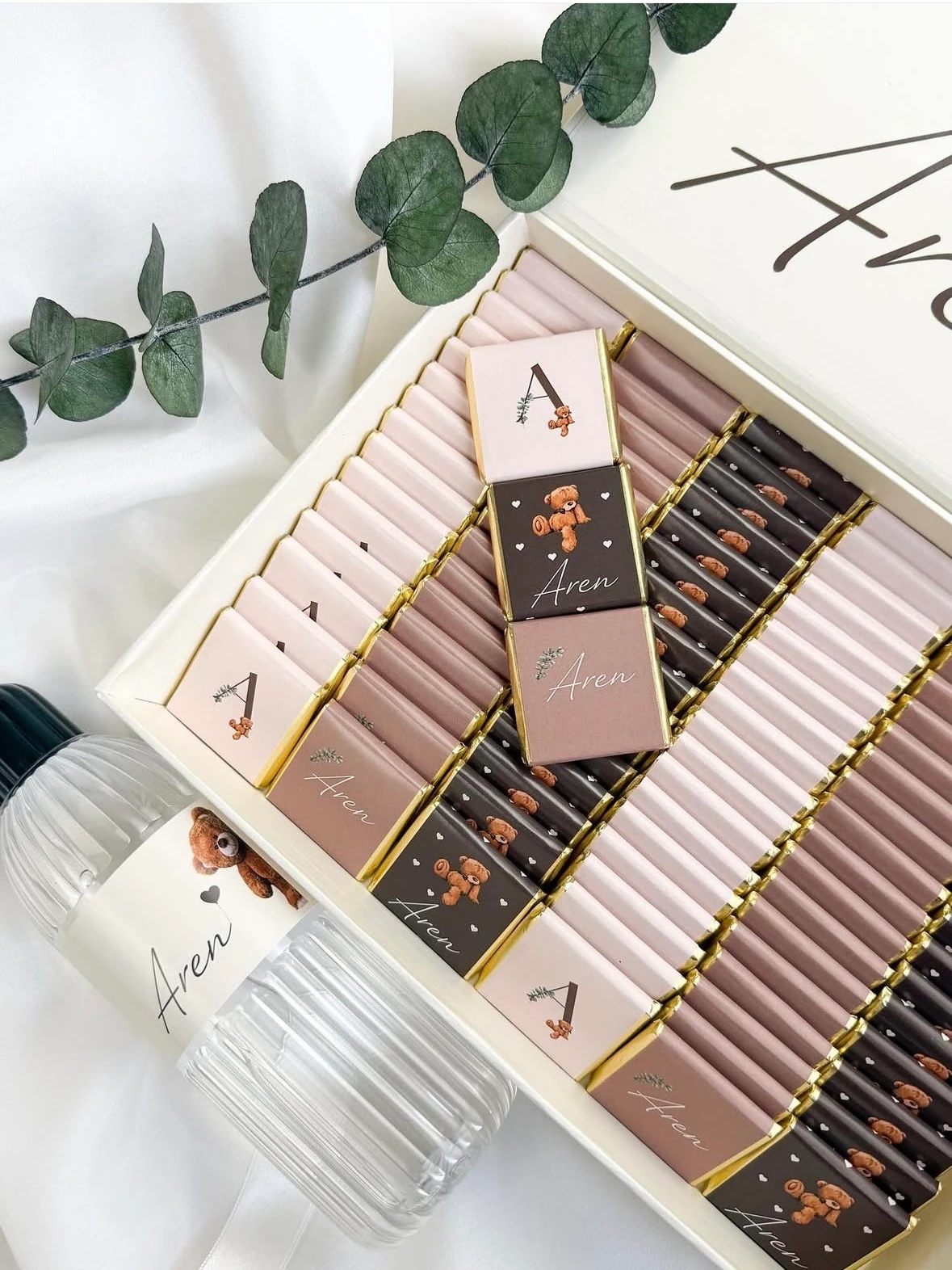 Kitap Kutuda Bebek Çikolatası