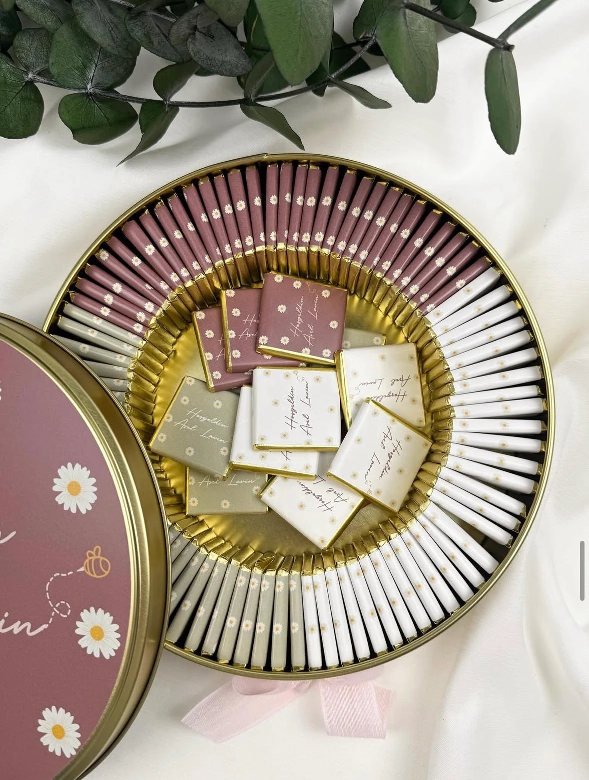 İSme Özel Kız Bebek Çikolatası