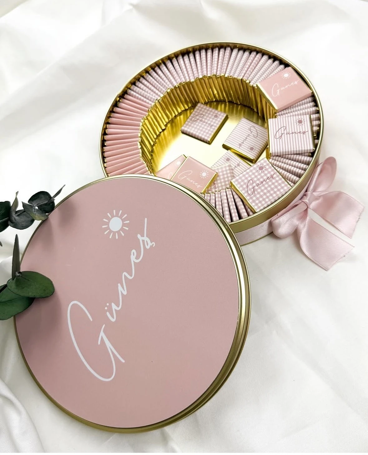 Kız Bebek Çikolatası 100 Adet