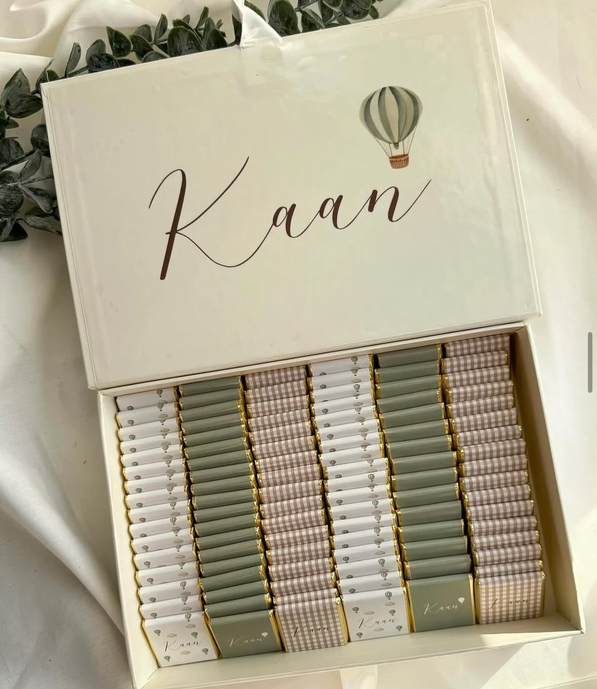 Kitap Kutuda Bebek Çikolatası 100 Adet