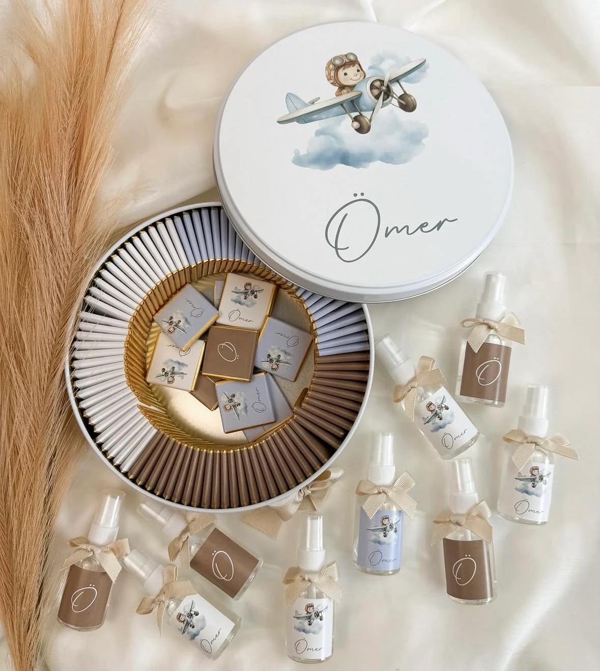 İsme Özel Metal Kutuda Bebek Çikolatası