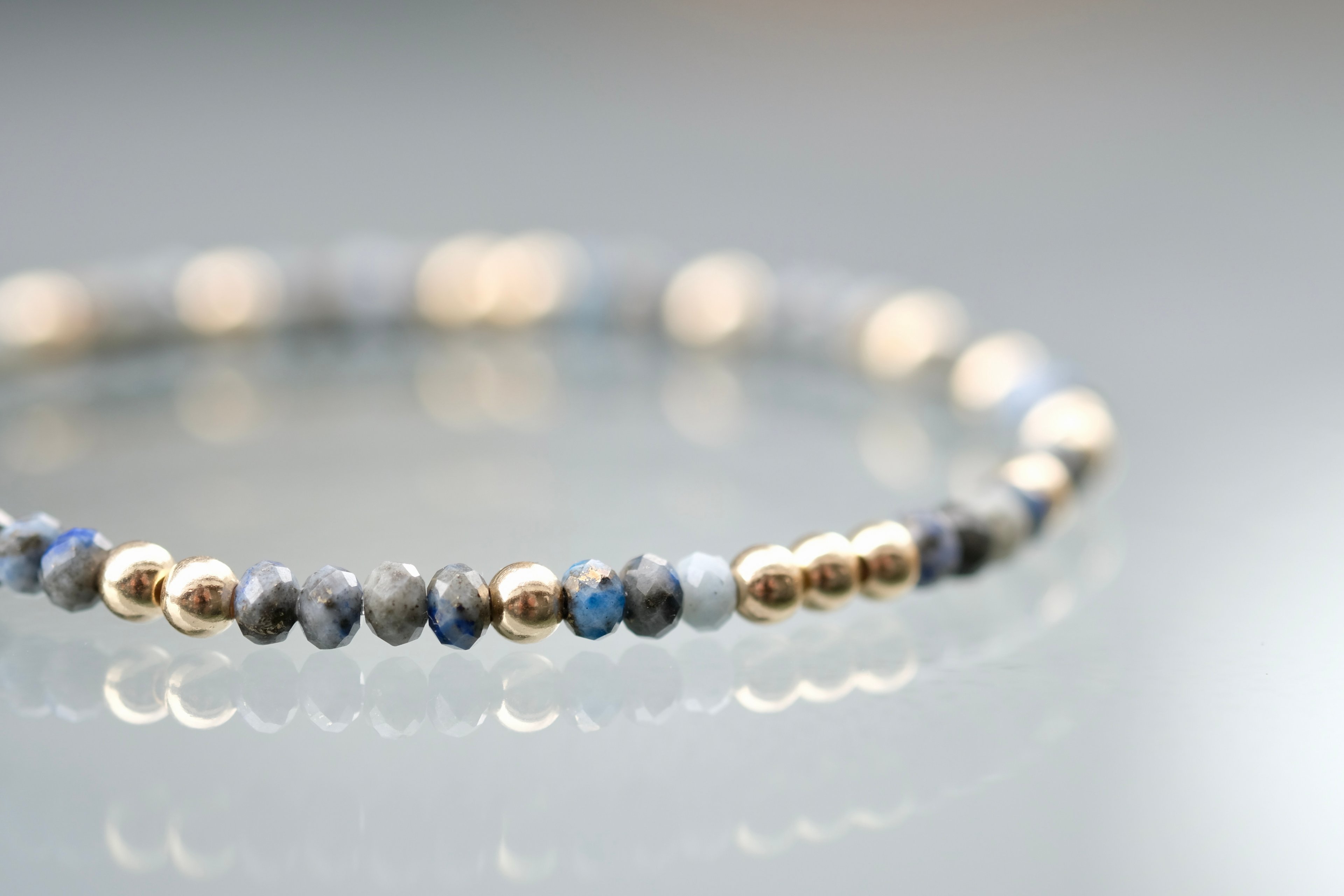 MARE - Lapis Lazuli Altın Bileklik