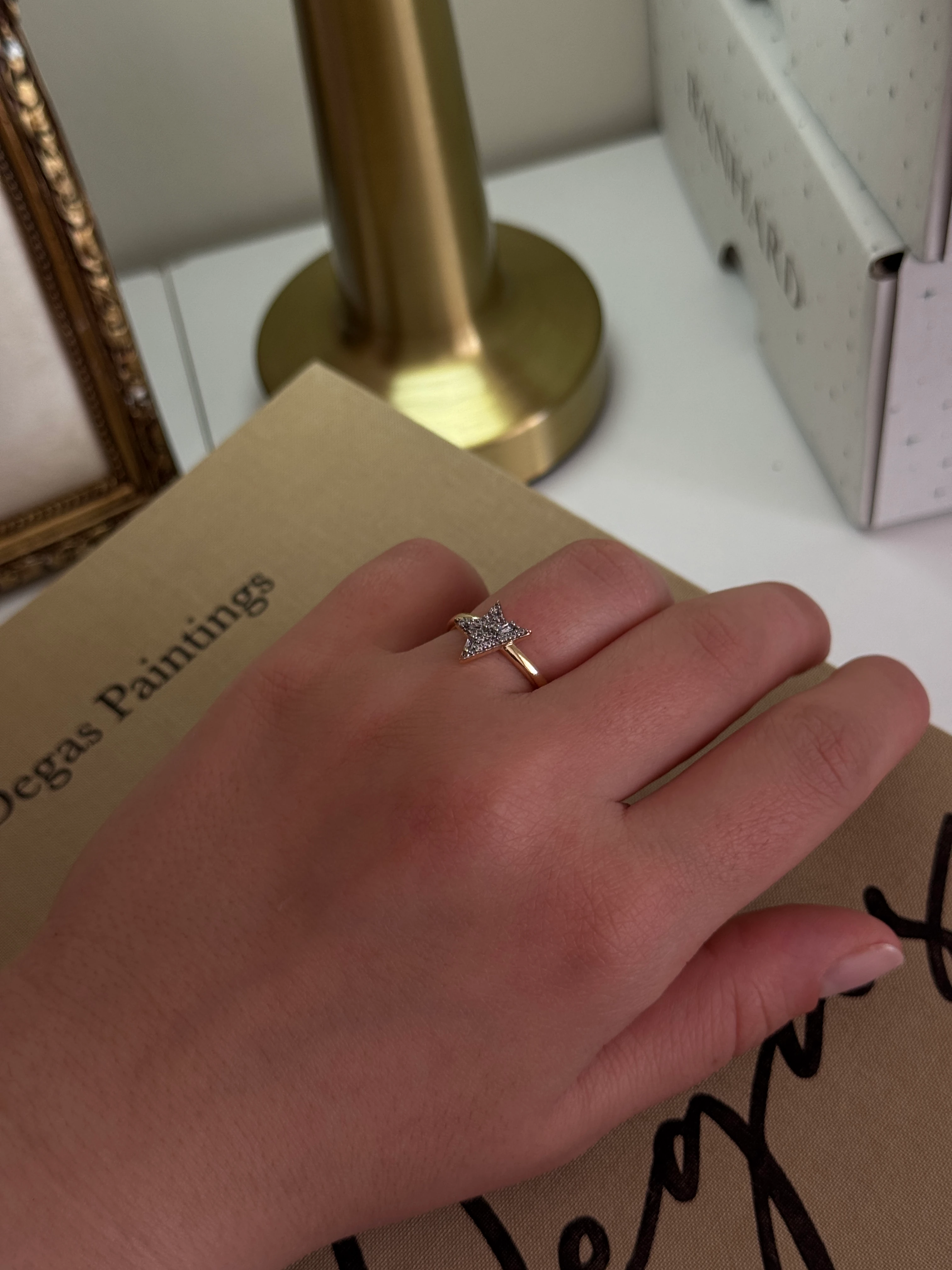 Vip Yarım Yıldız Yüzük