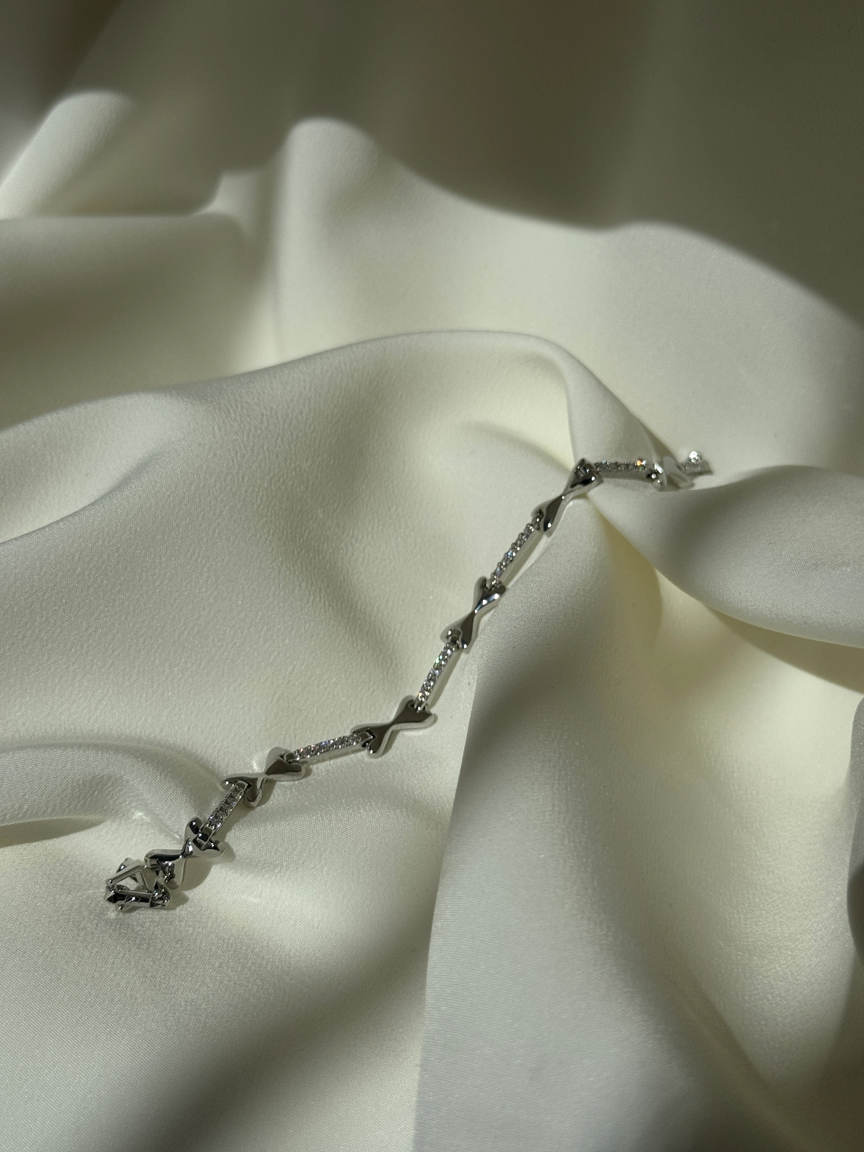 14K Silver Kalpli Su Yolu Bileklik