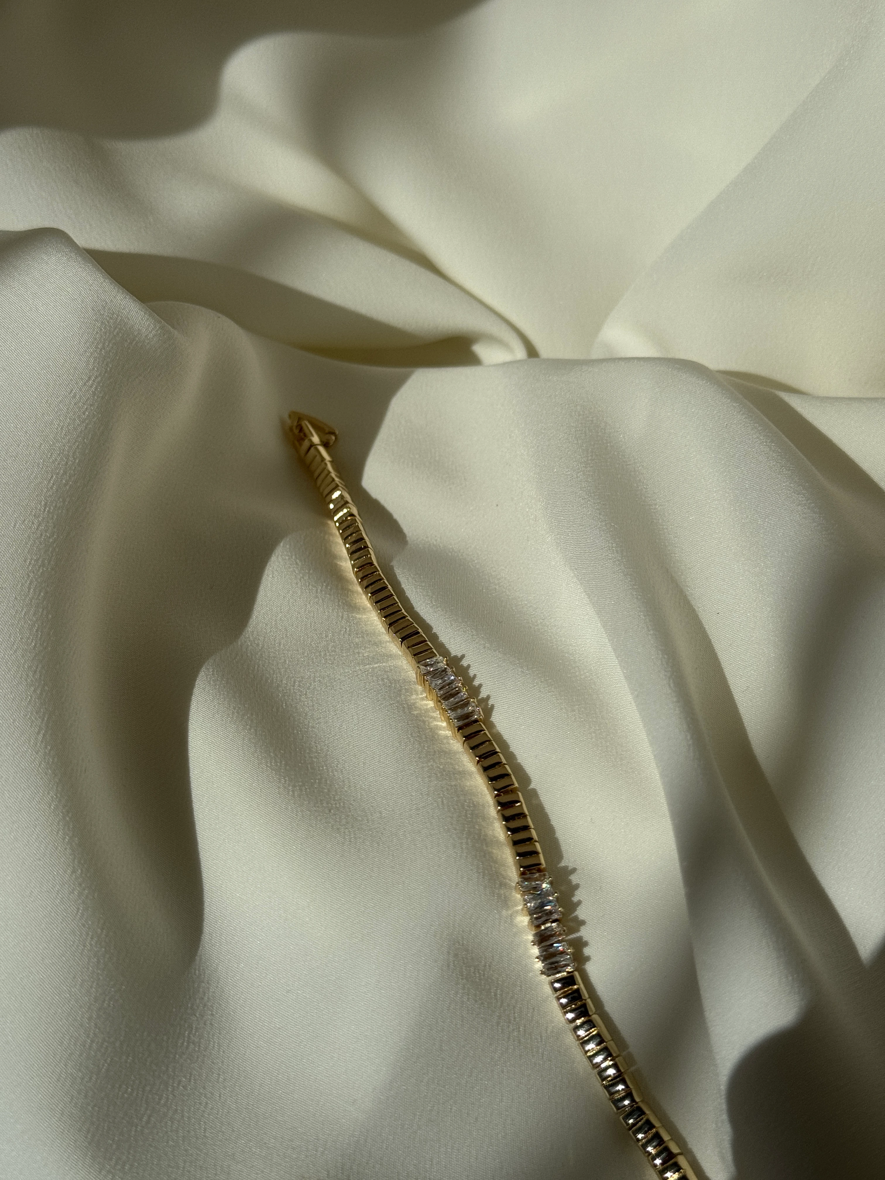 14K Zirkon Taşlı Bileklik