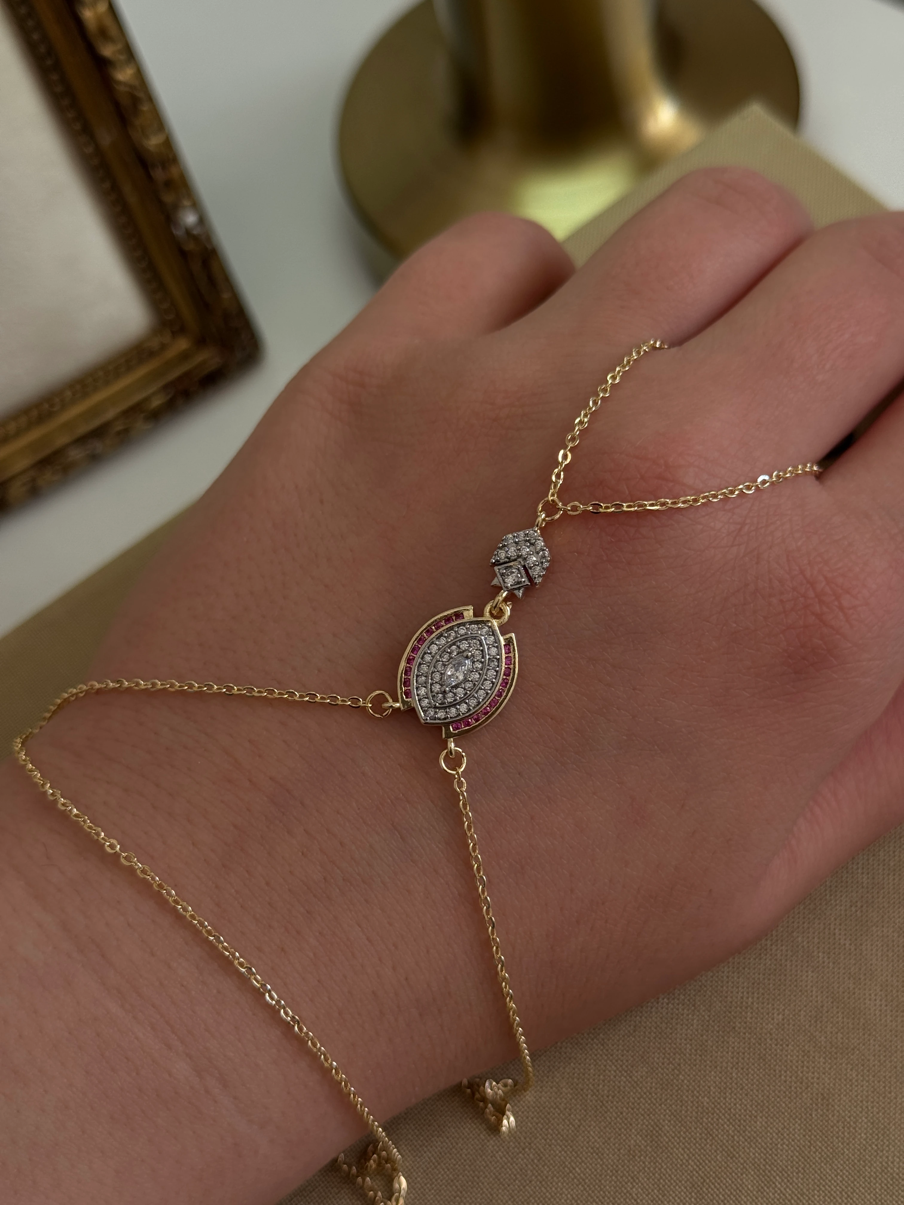 Vip Zirkon Taşlı Şahmeran