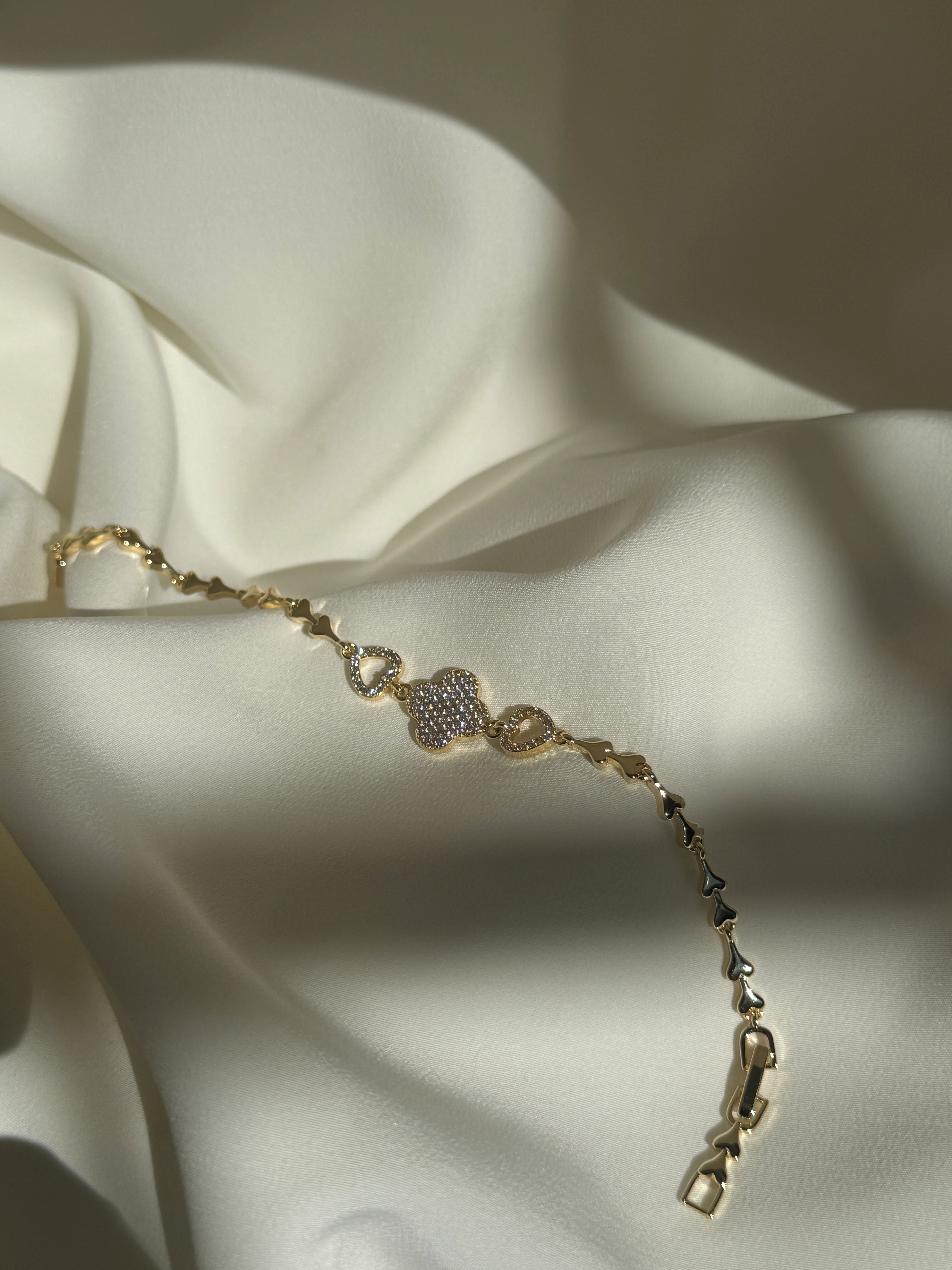 14K Yonca Taşlı Bileklik