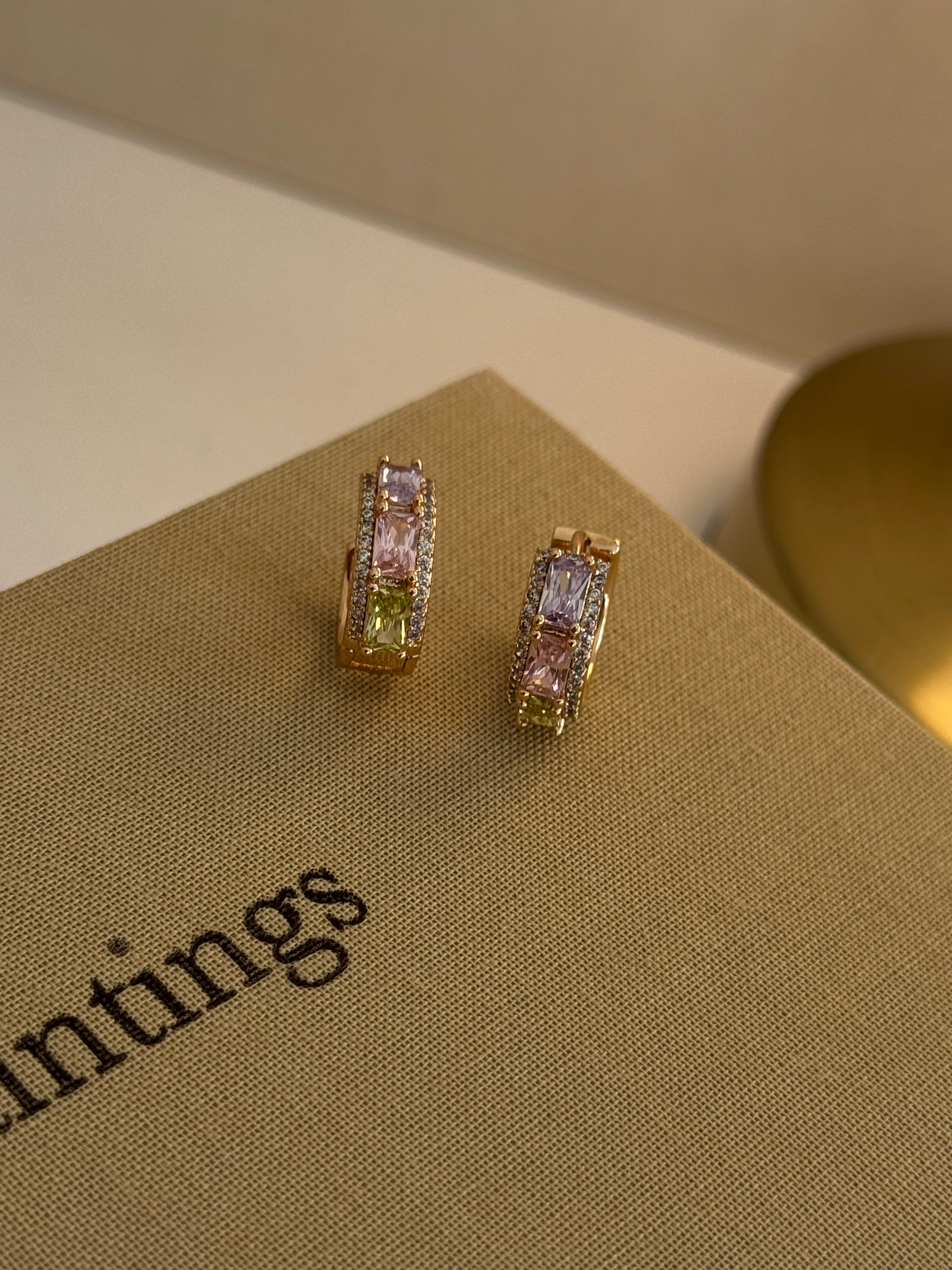 Xuping Renkli Taşlı Küpe