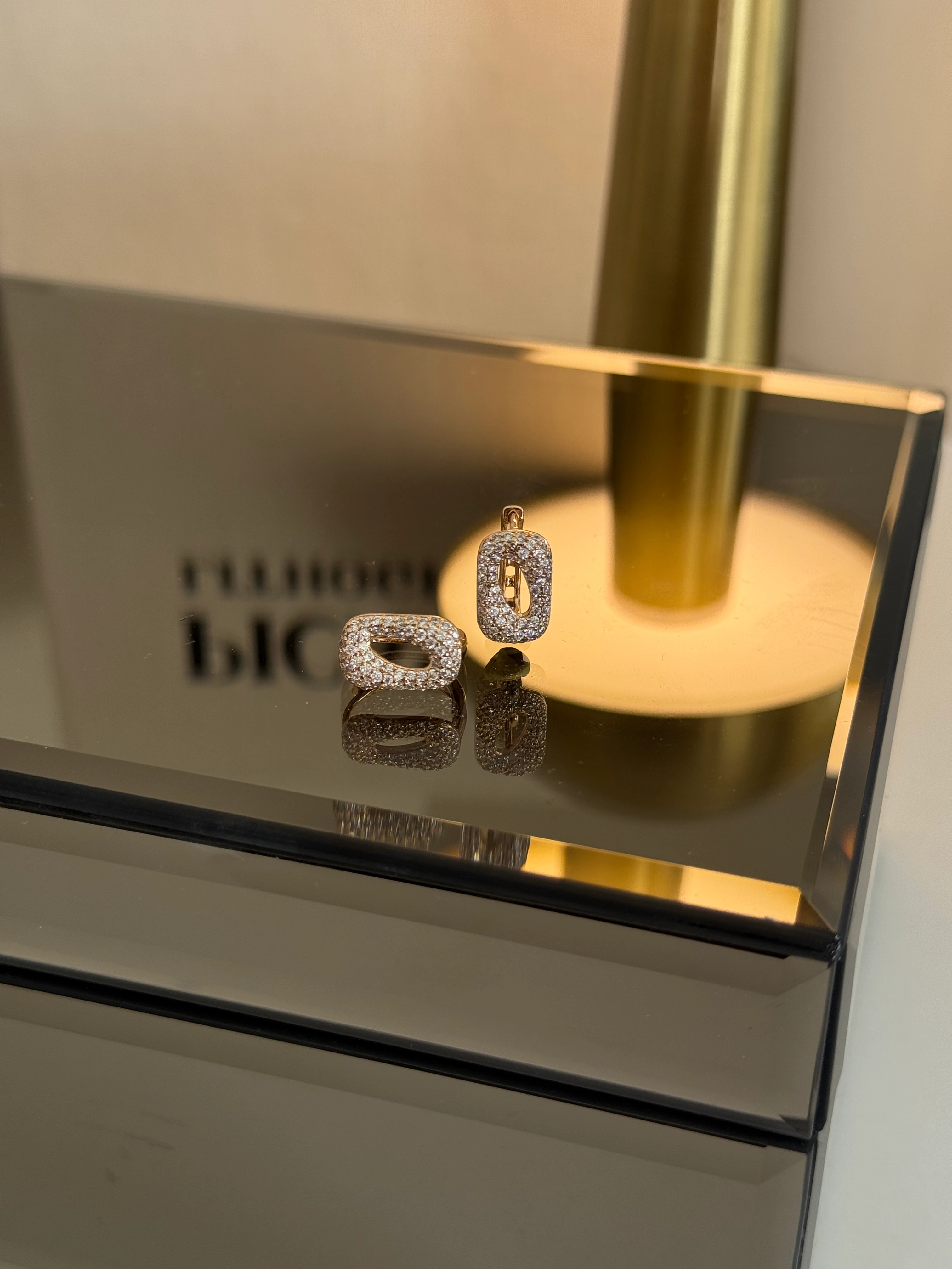 Xuping Taşlı Küpe