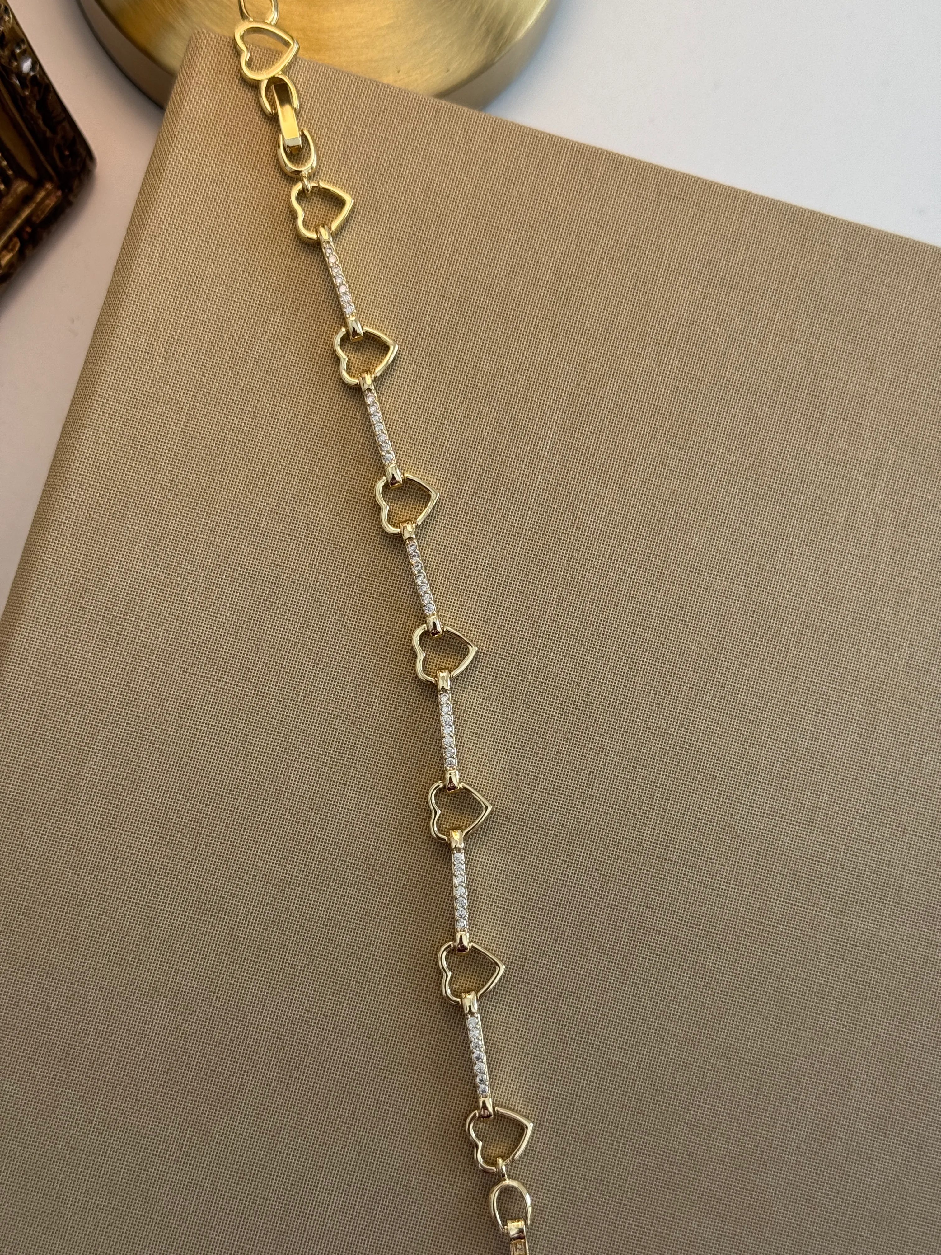 14K Zirkon Taşlı Kalp Bileklik