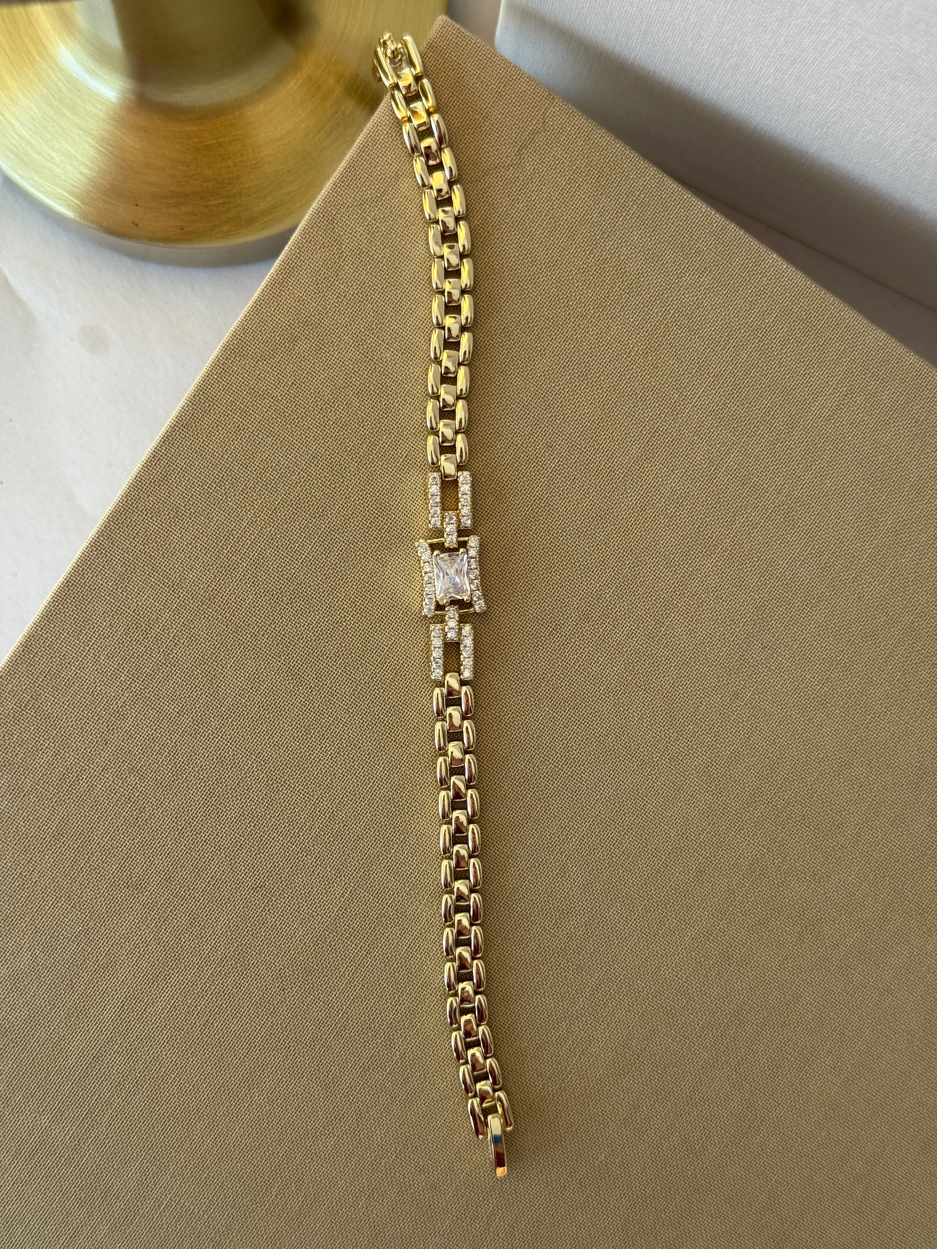 14K Baget Taşlı Bileklik