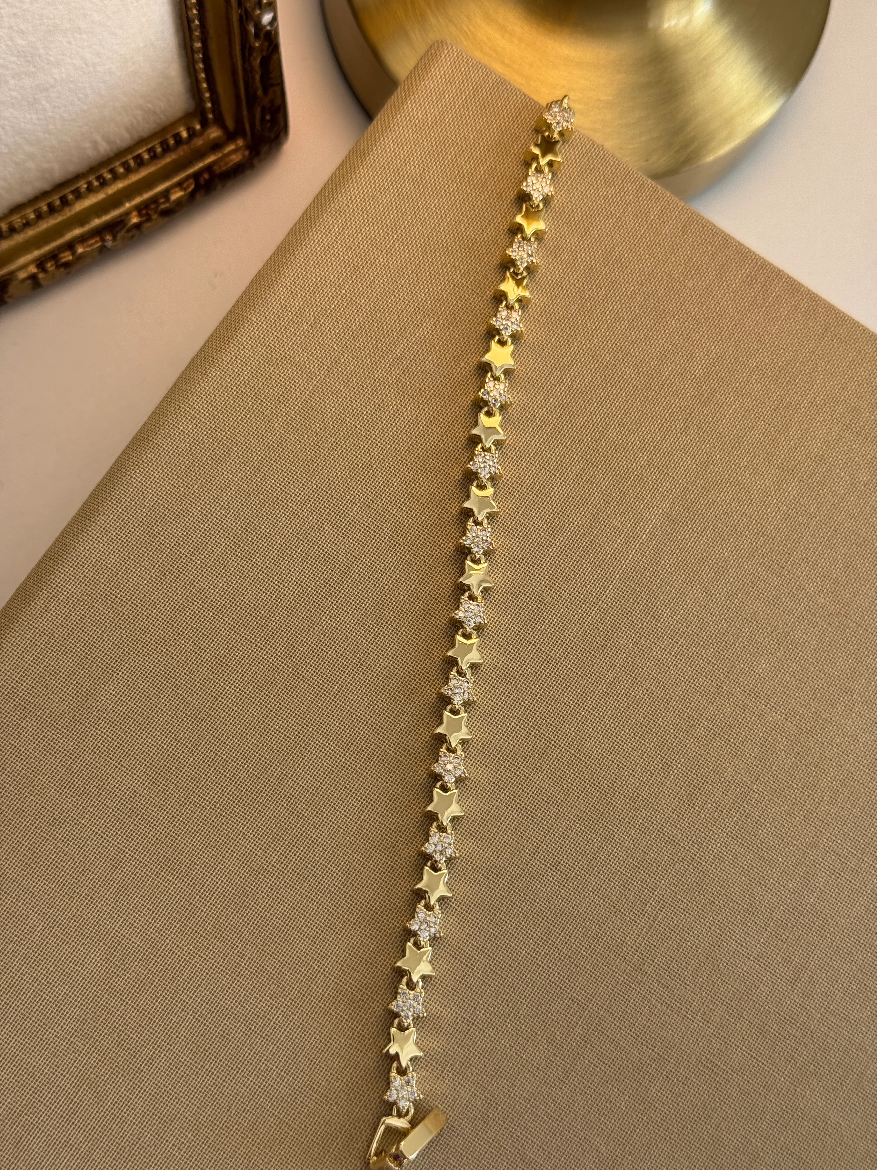 14K Yıldız Taşlı Bileklik