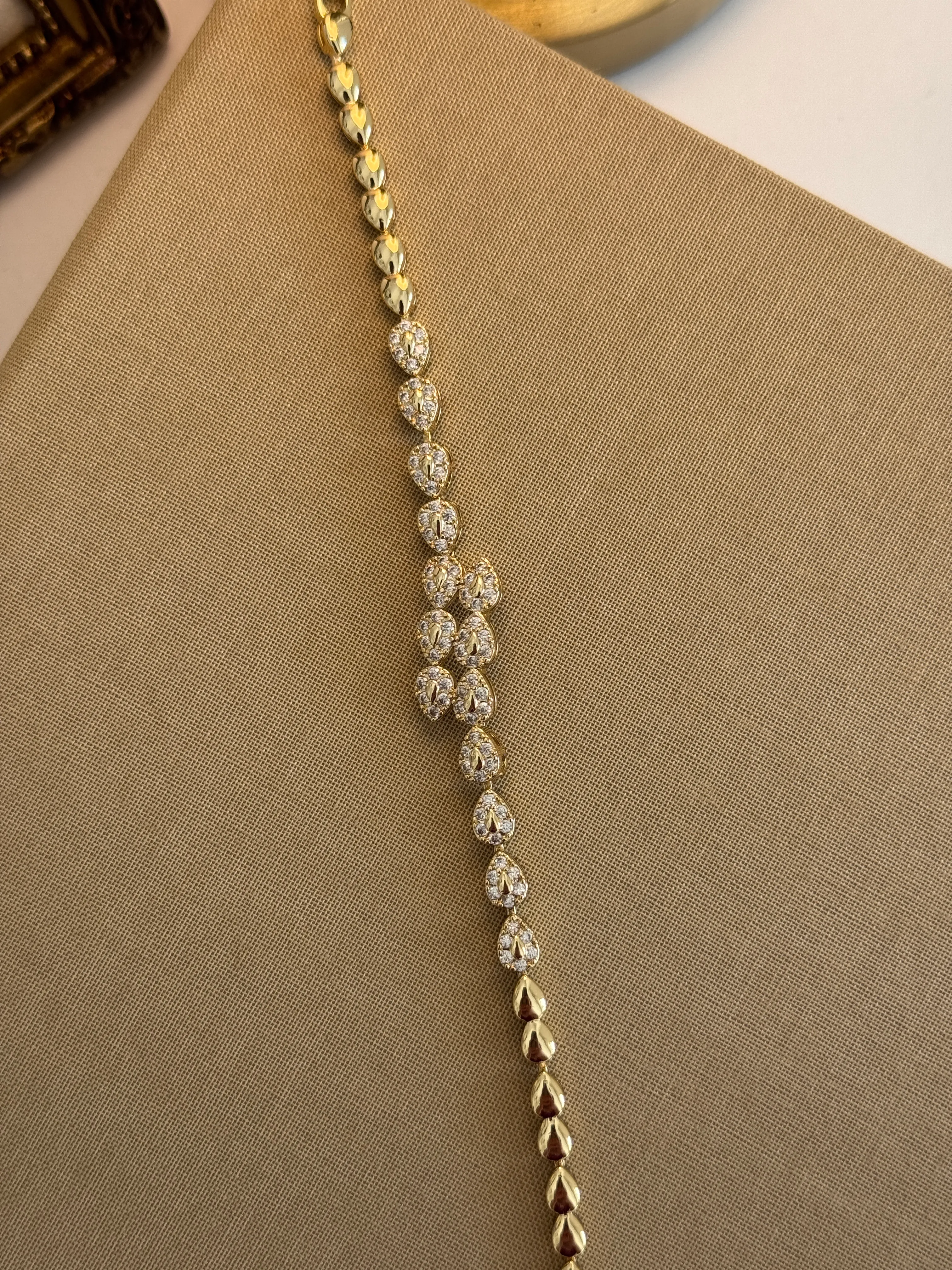 14K Taşlı Bileklik