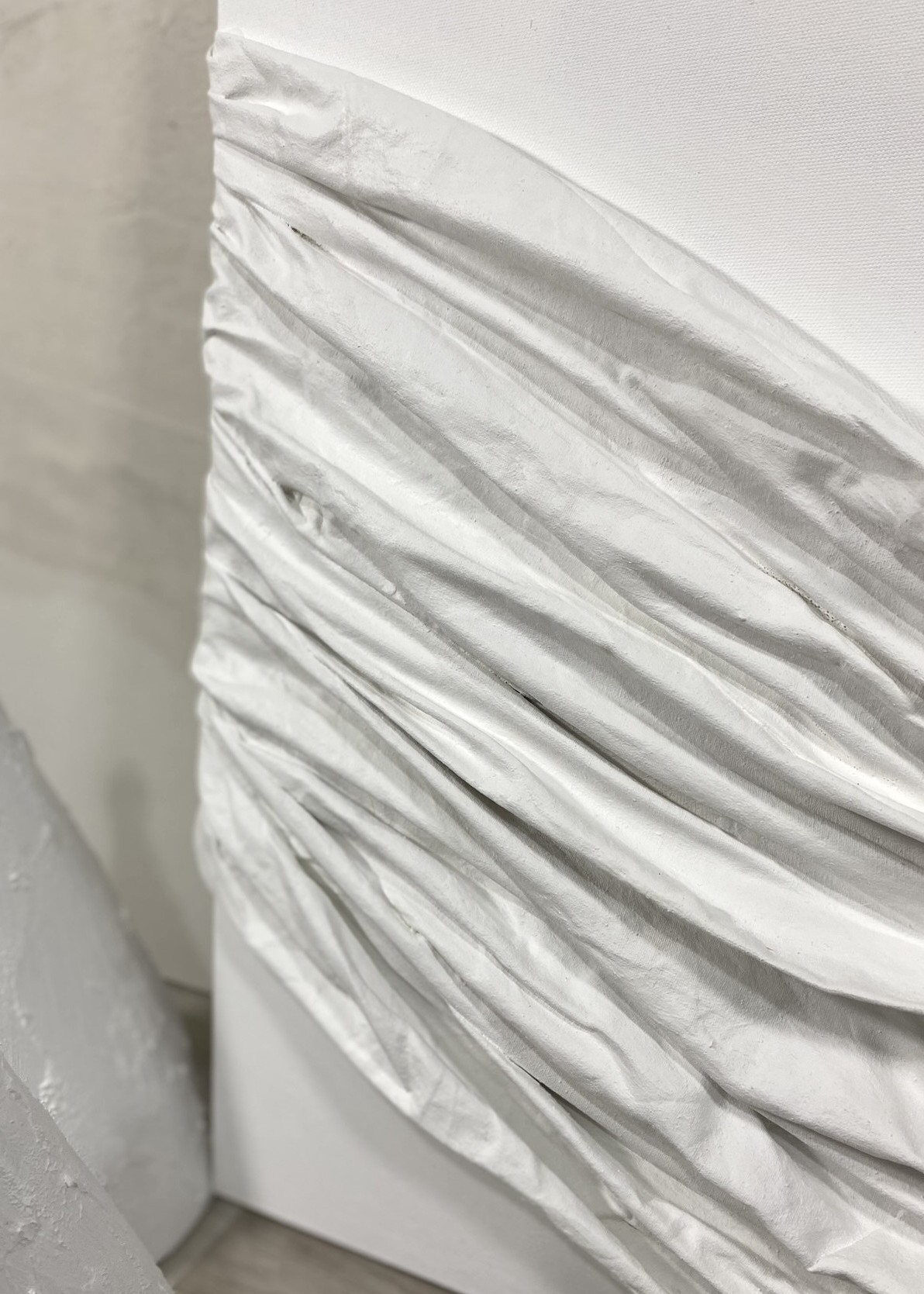 Dokulu Alçı Tablo - Zamansız Drape | El Yapımı 3D Dekoratif Duvar Tablosu