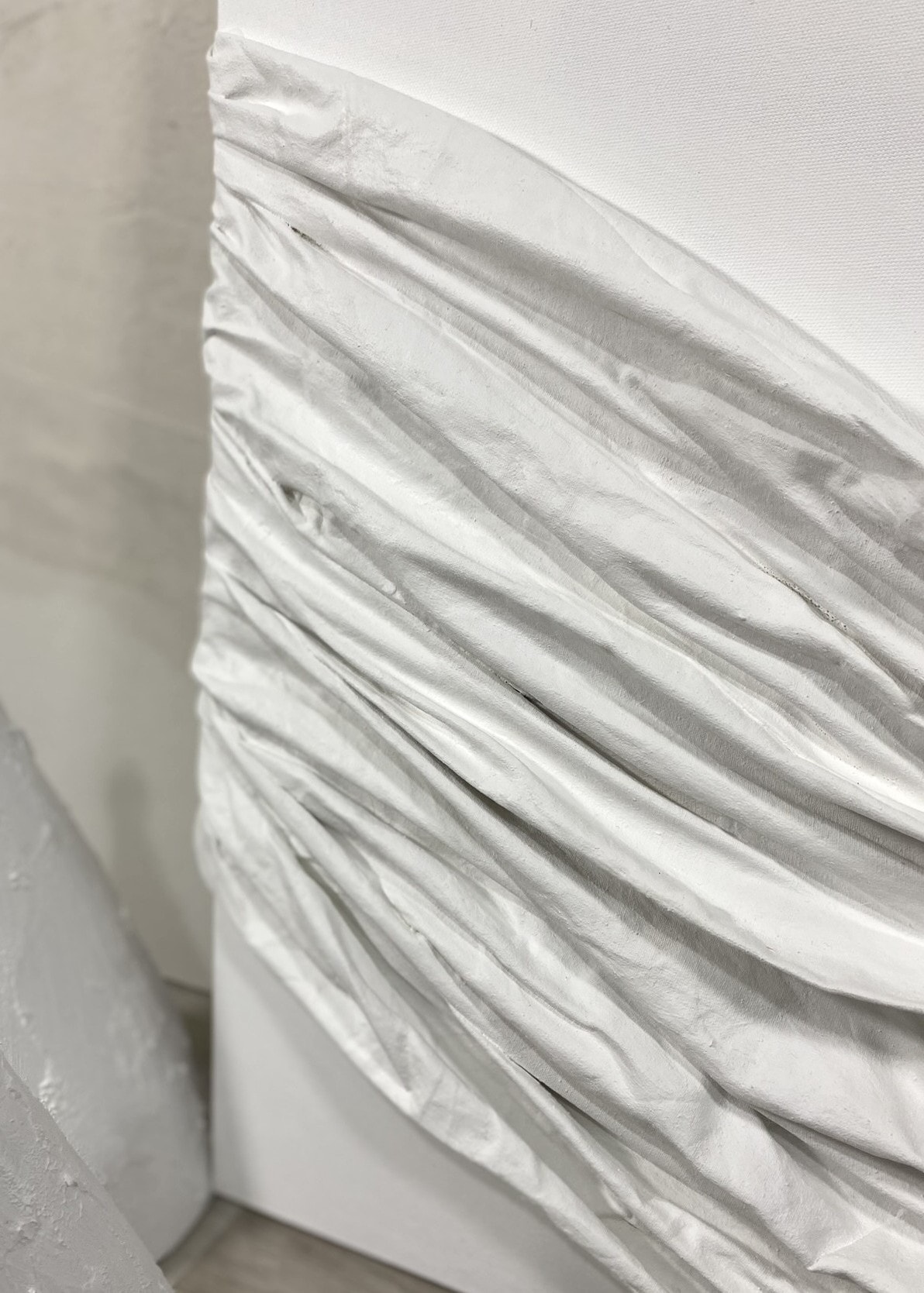 Dokulu Alçı Tablo - Zamansız Drape | El Yapımı 3D Dekoratif Duvar Tablosu