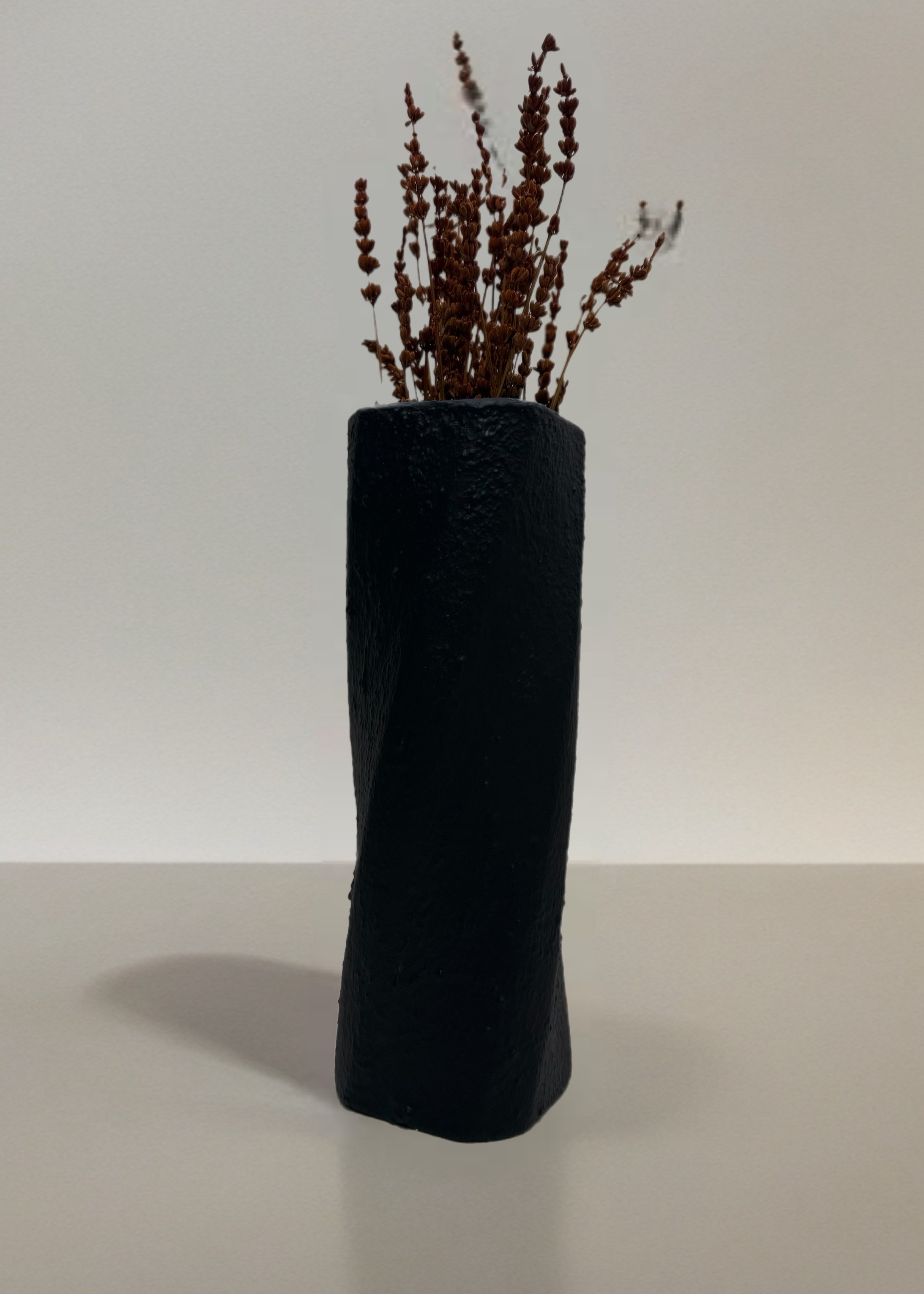 Sora – El Yapımı Dokulu Dekoratif Vazo 30-11 cm - Siyah