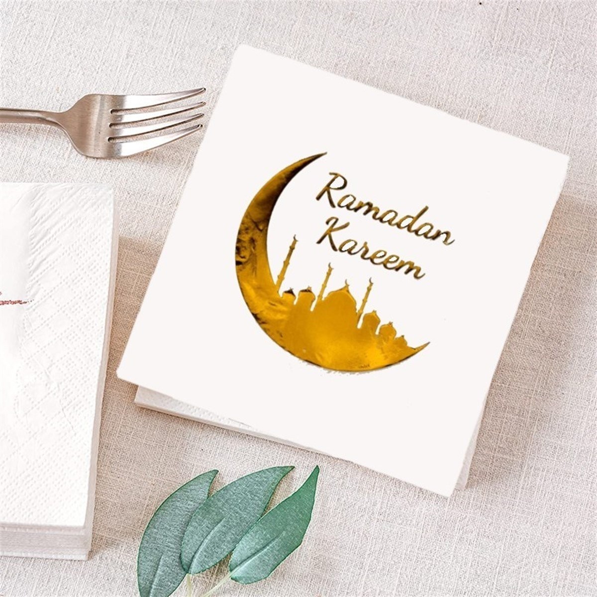 Ramadan Kareem Gold Baskılı Varanklı Peçete 16 Adet