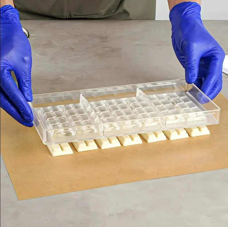 Polikarbon Çikolata Kalıbı 7 Bölmeli Tablet