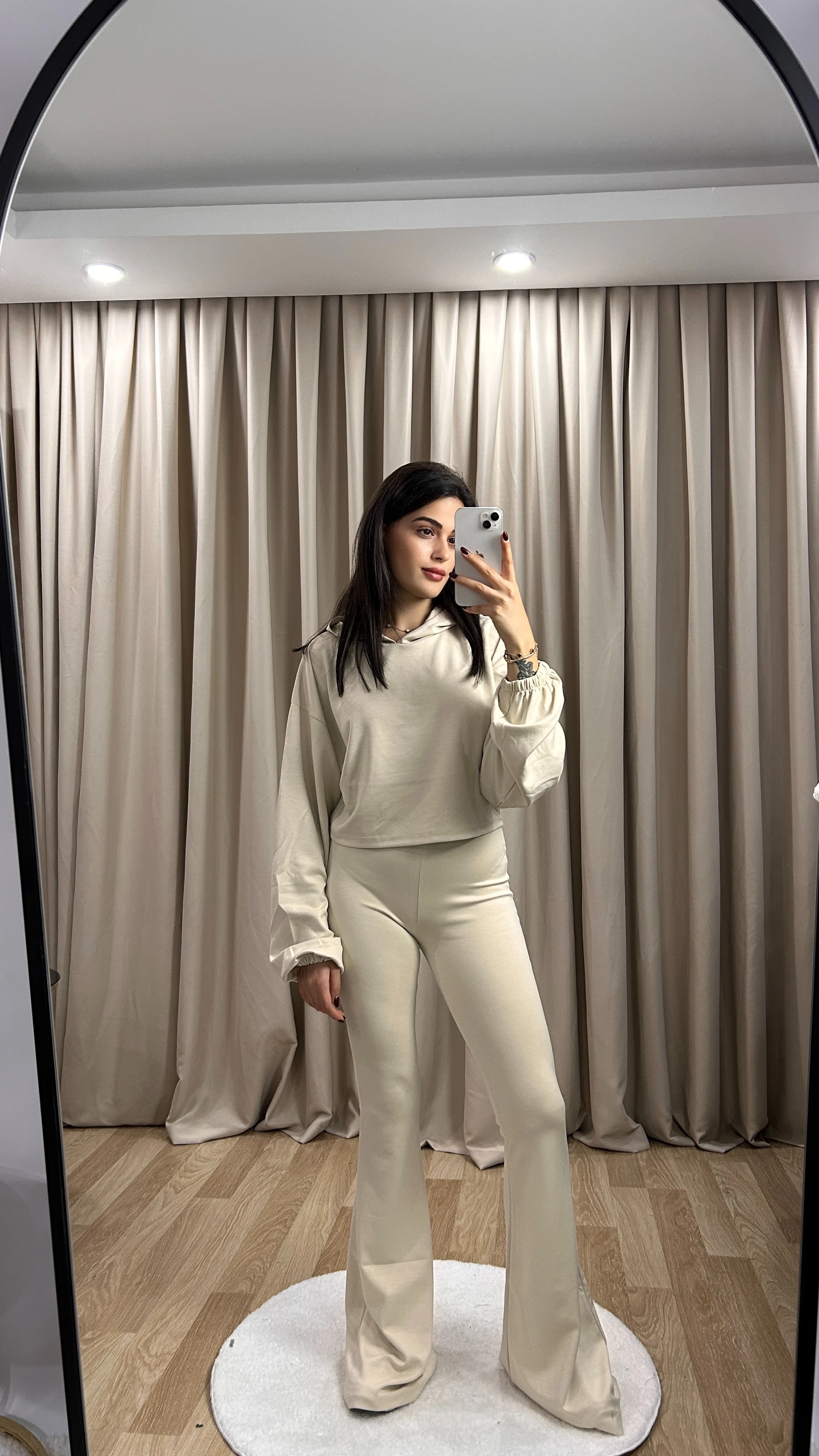 KAPŞONLU EŞOFMAN TAKIM