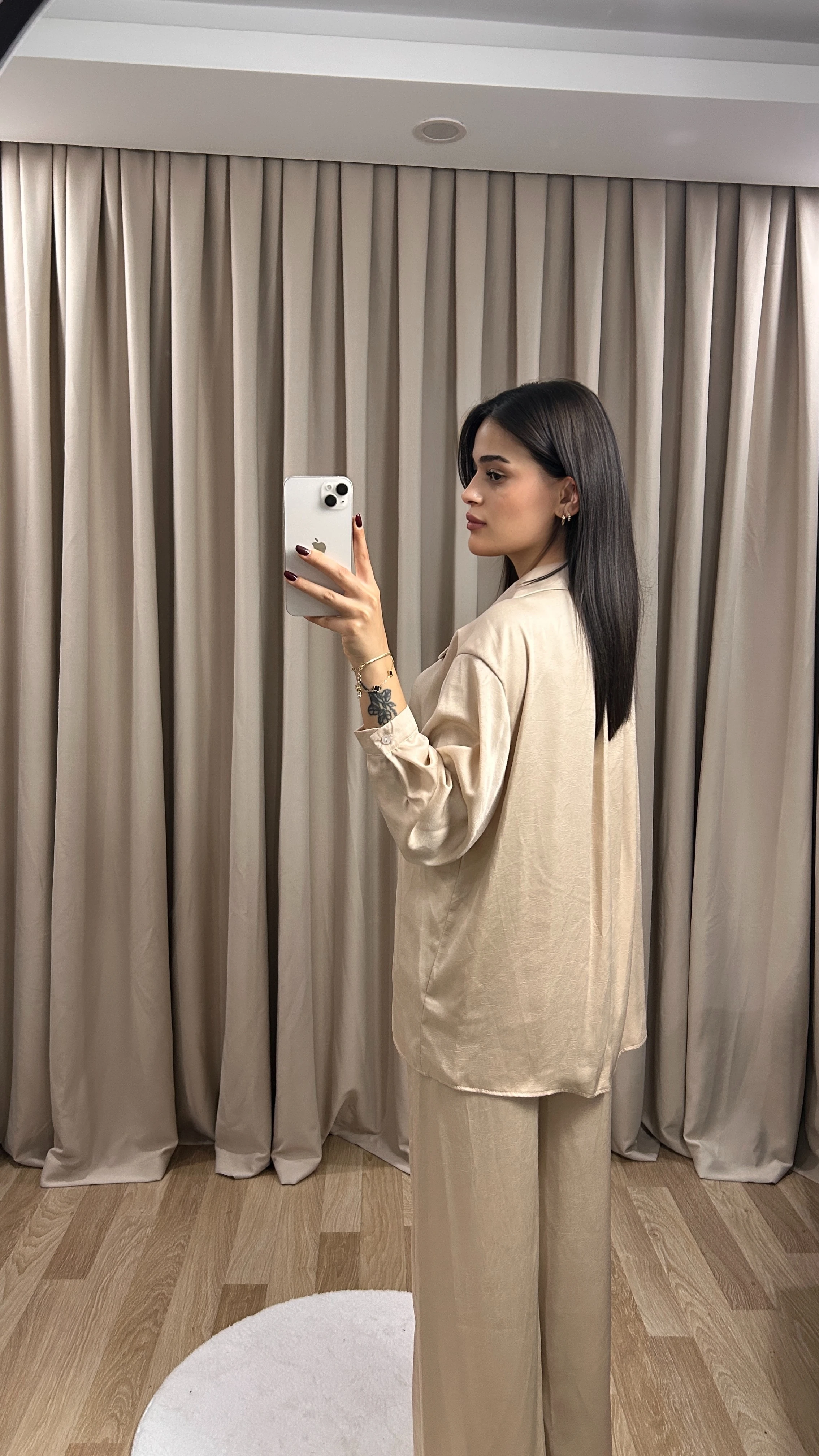 DÜĞMELİ SATEN TAKIM