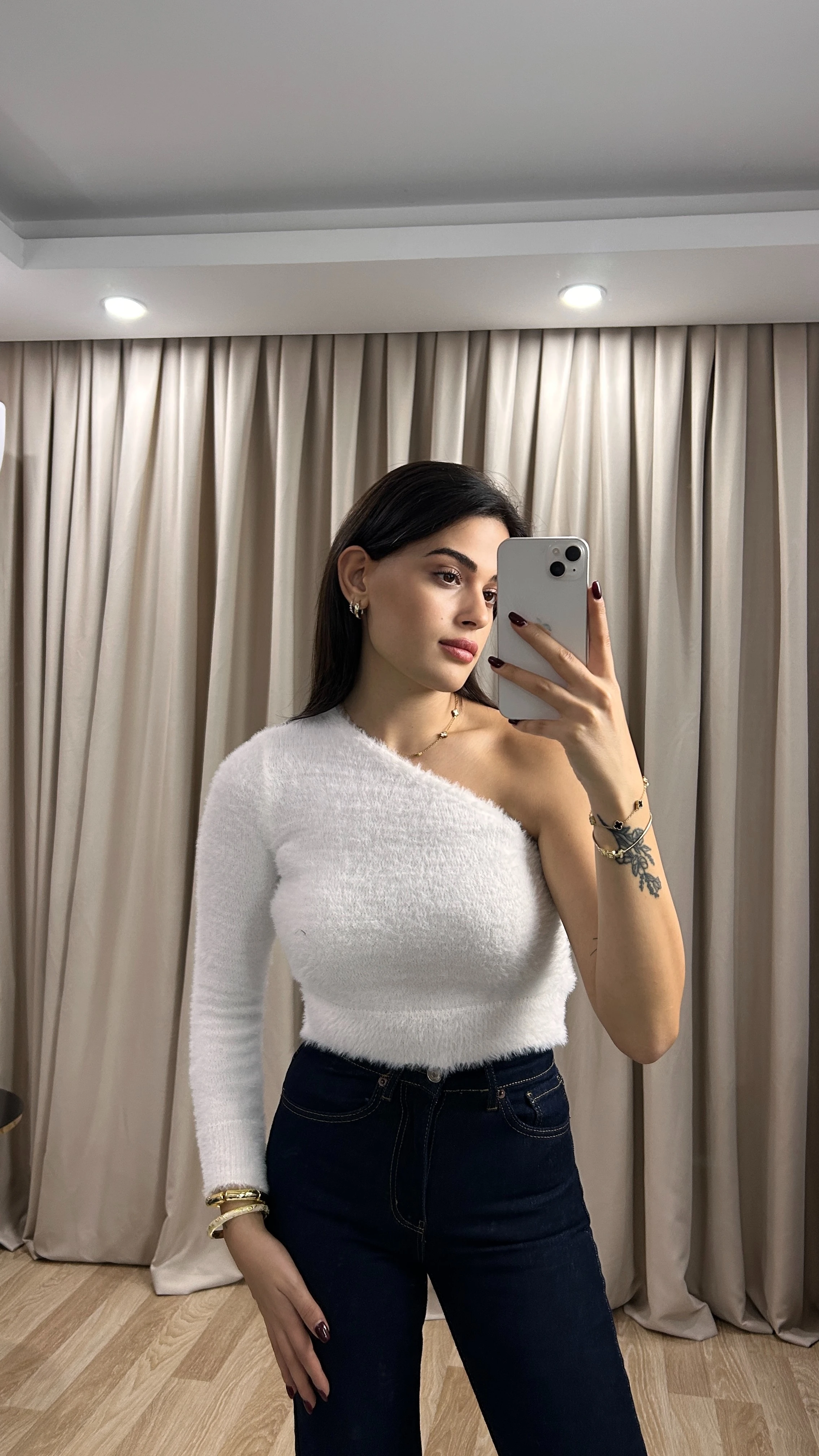 TEK KOL SAKALLI BLUZ