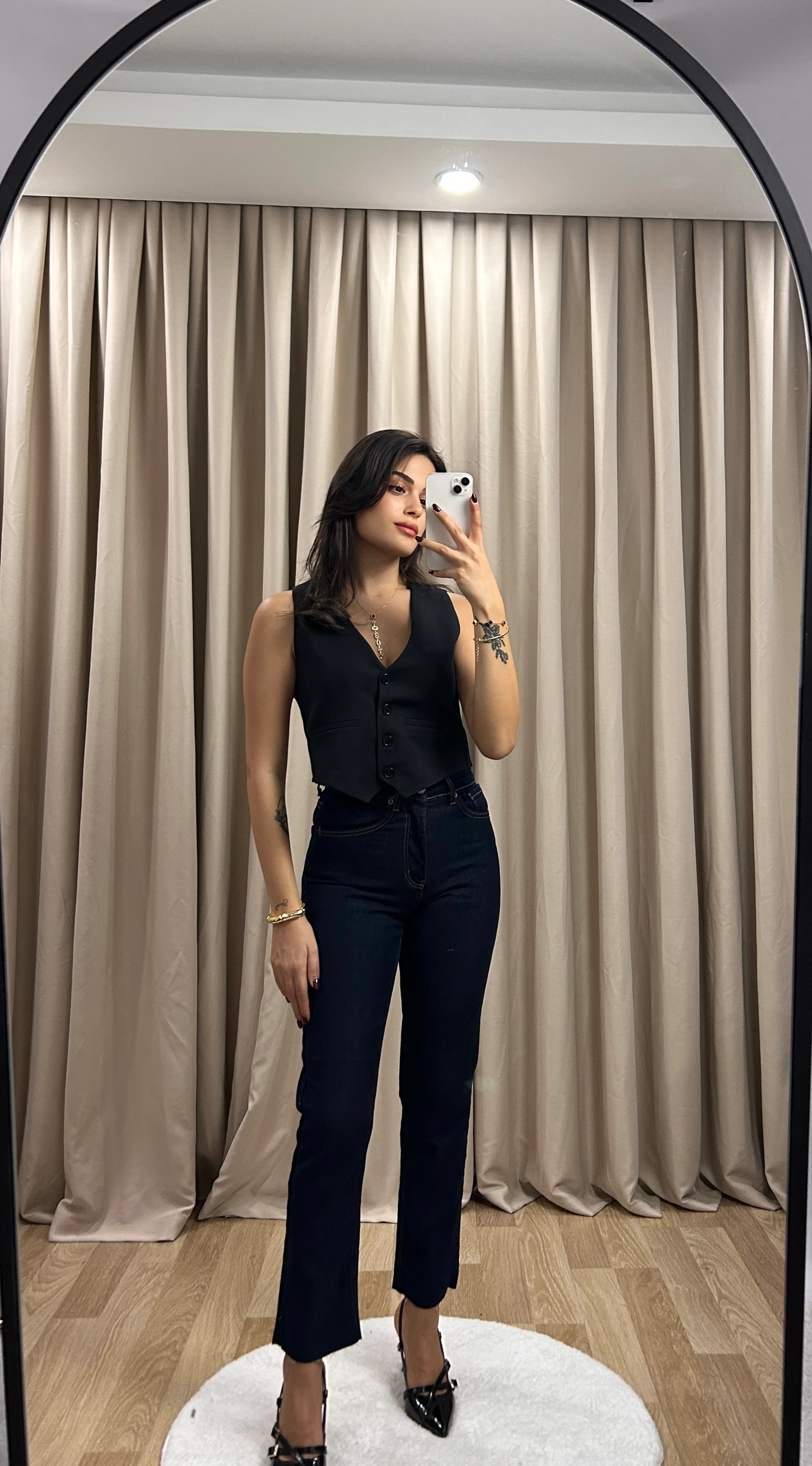 BOY FİT KESİK PAÇA JEAN