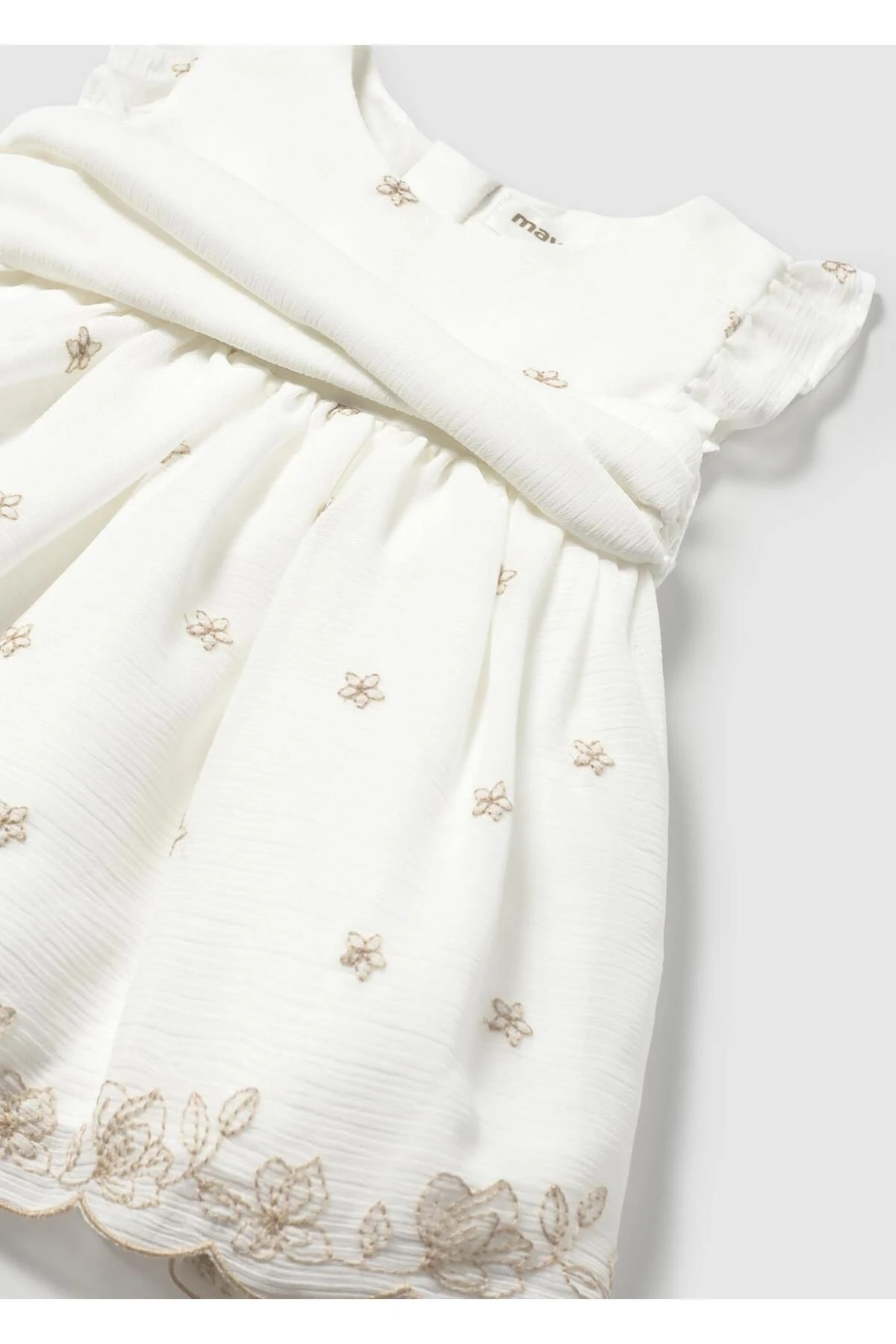Kız Bebek Nakışlı Elbise