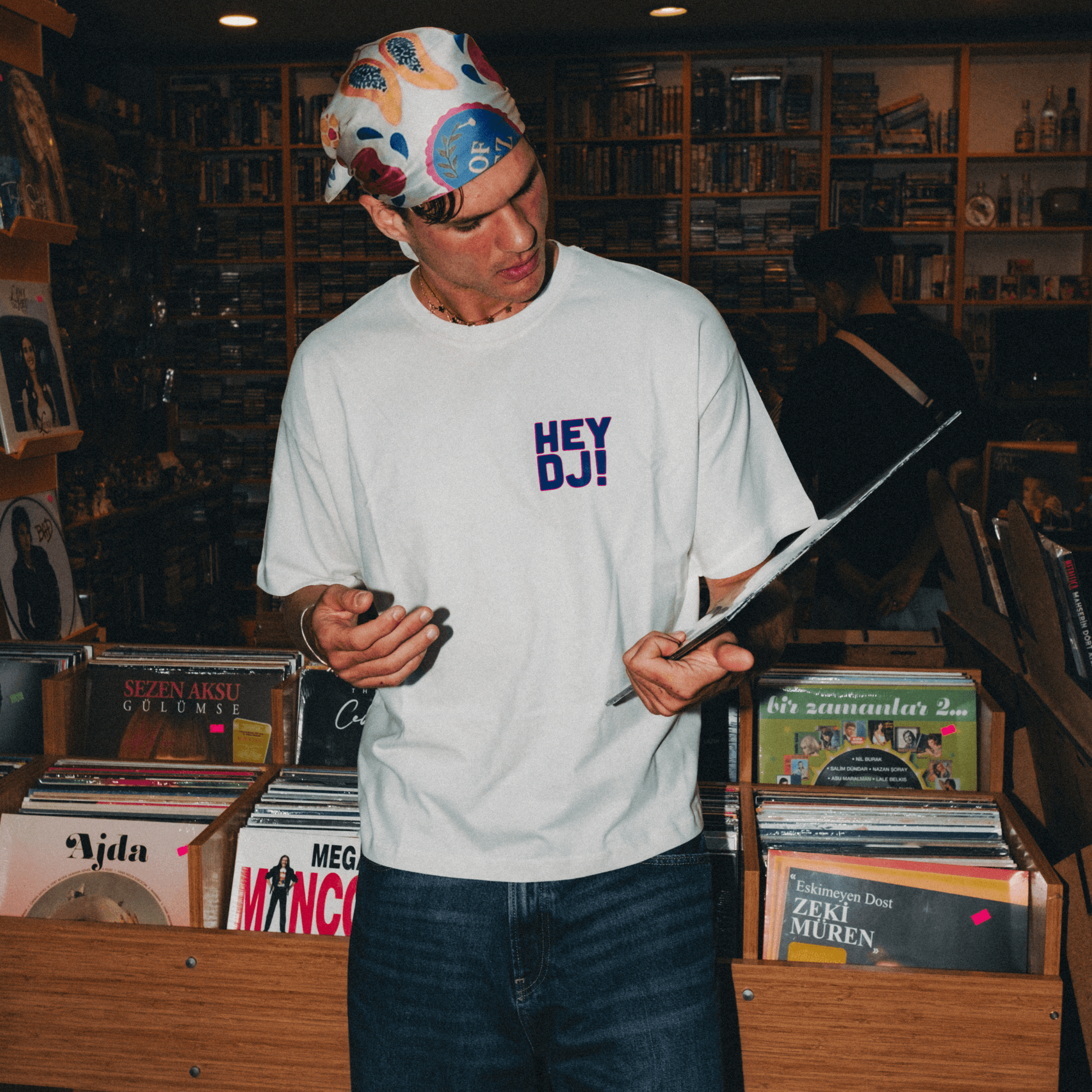 HEY DJ Beyaz T-shirt