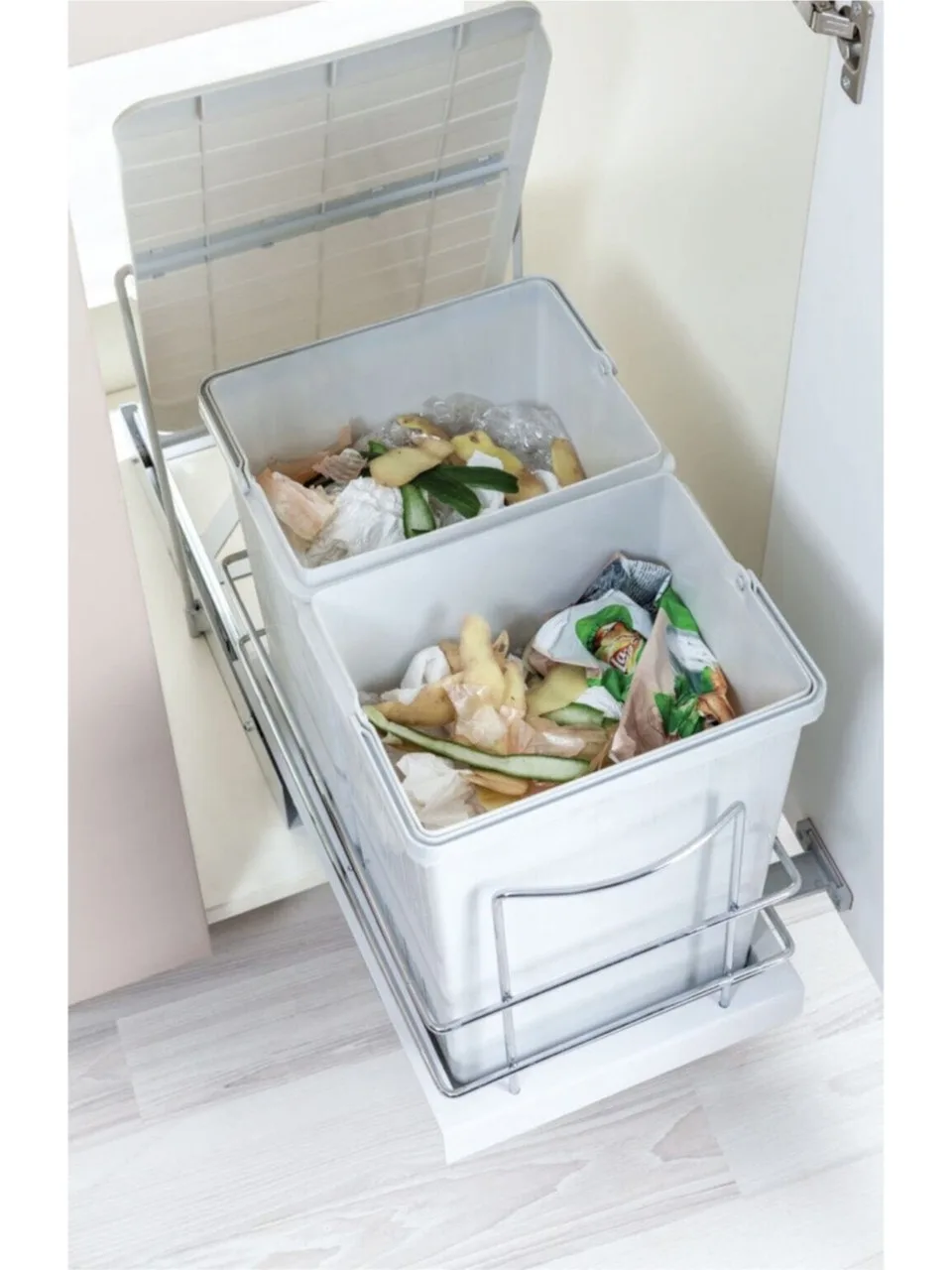 Evizmo 28+14+14 L Gri Raylı Çöp Kovası – Dolap İçi Otomatik Kapaklı