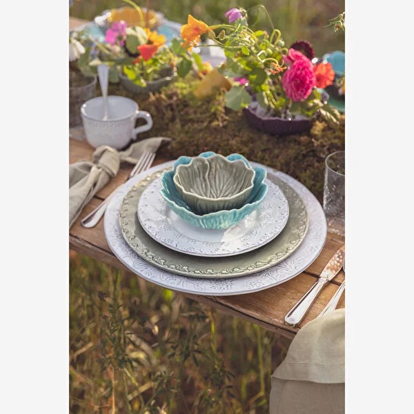 Gri Seramik Servis Kasesi 17 Cm Flora Collection by Bordallo Pinheiro