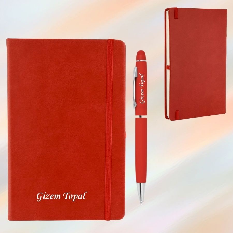 Kişiye Özel Isim Baskılı Deri Kapaklı Çizgili Defter Ve Kalem Seti