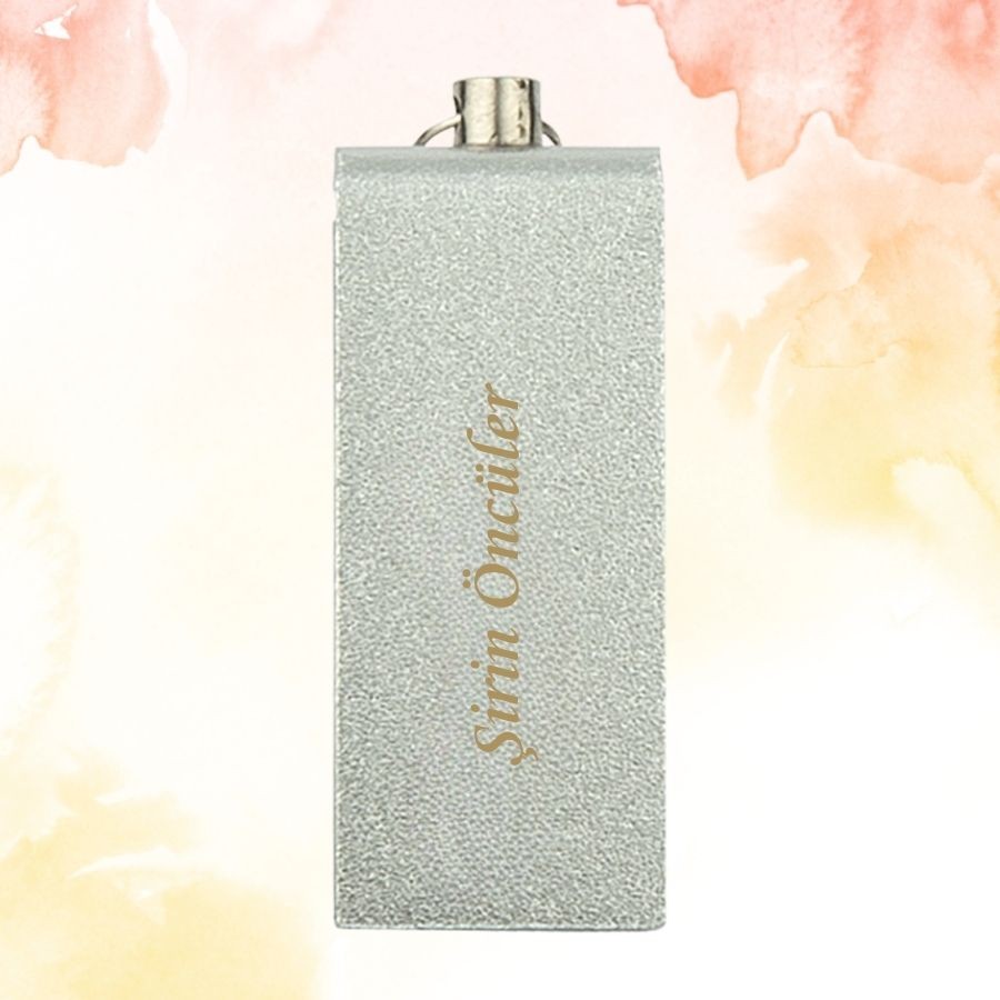 KİŞİYE ÖZEL İSİM BASKILI METAL KUTULU MİNİ USB BELLEK 2.0 - 32 GB