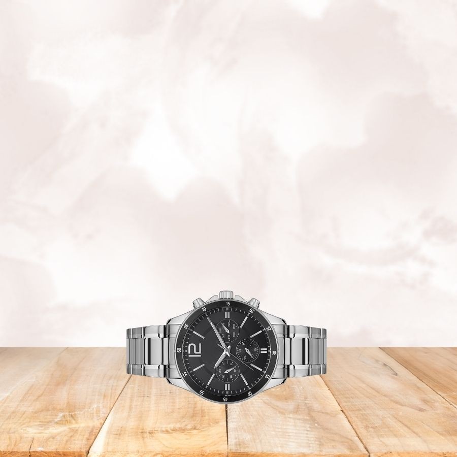 KİŞİYE ÖZEL KUTULU METAL KORDON METAL KASA ANALOG GÜMÜŞ SİYAH ERKEK KOL SAATİ