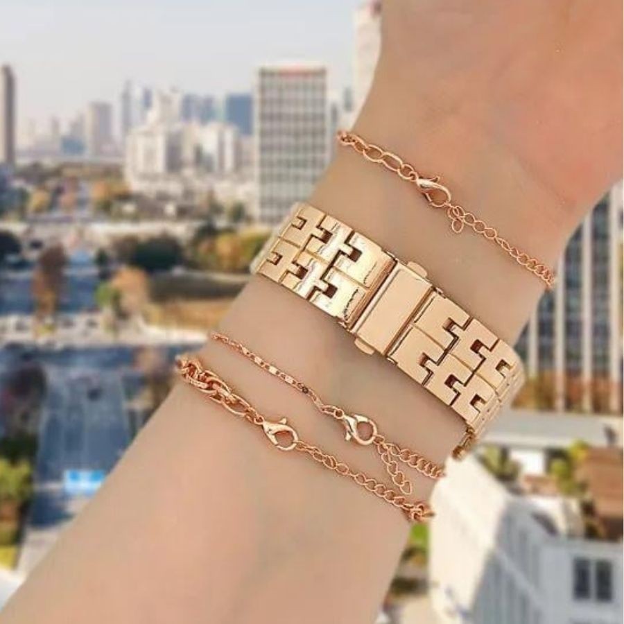  KİŞİYE ÖZEL KUTULU METAL KORDON METAL KASA ROSE GOLD KADIN KOL SAATİ
