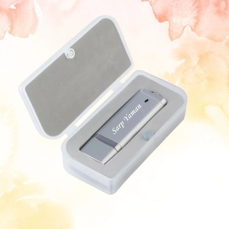 KİŞİYE ÖZEL İSİM BASKILI MIKNATISLI PLASTİK KUTULU USB BELLEK 2.0 -  16 GB