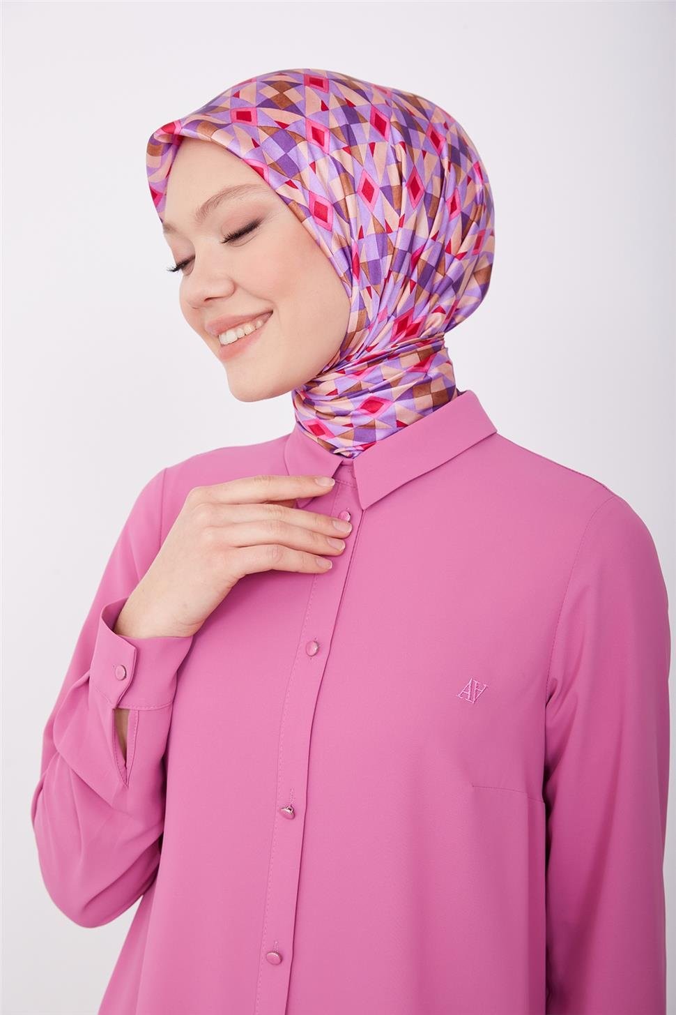 ARMİNE Uzun Kollu Armine Logolu Tunik 23KH411